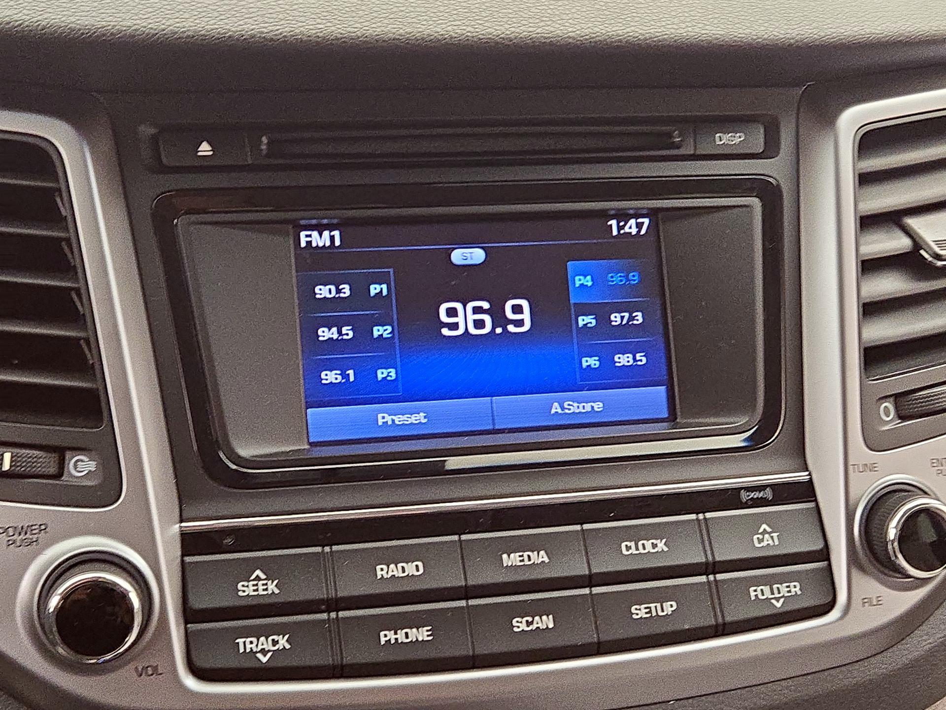 Thumbnail: 2017 Hyundai Tucson - 15