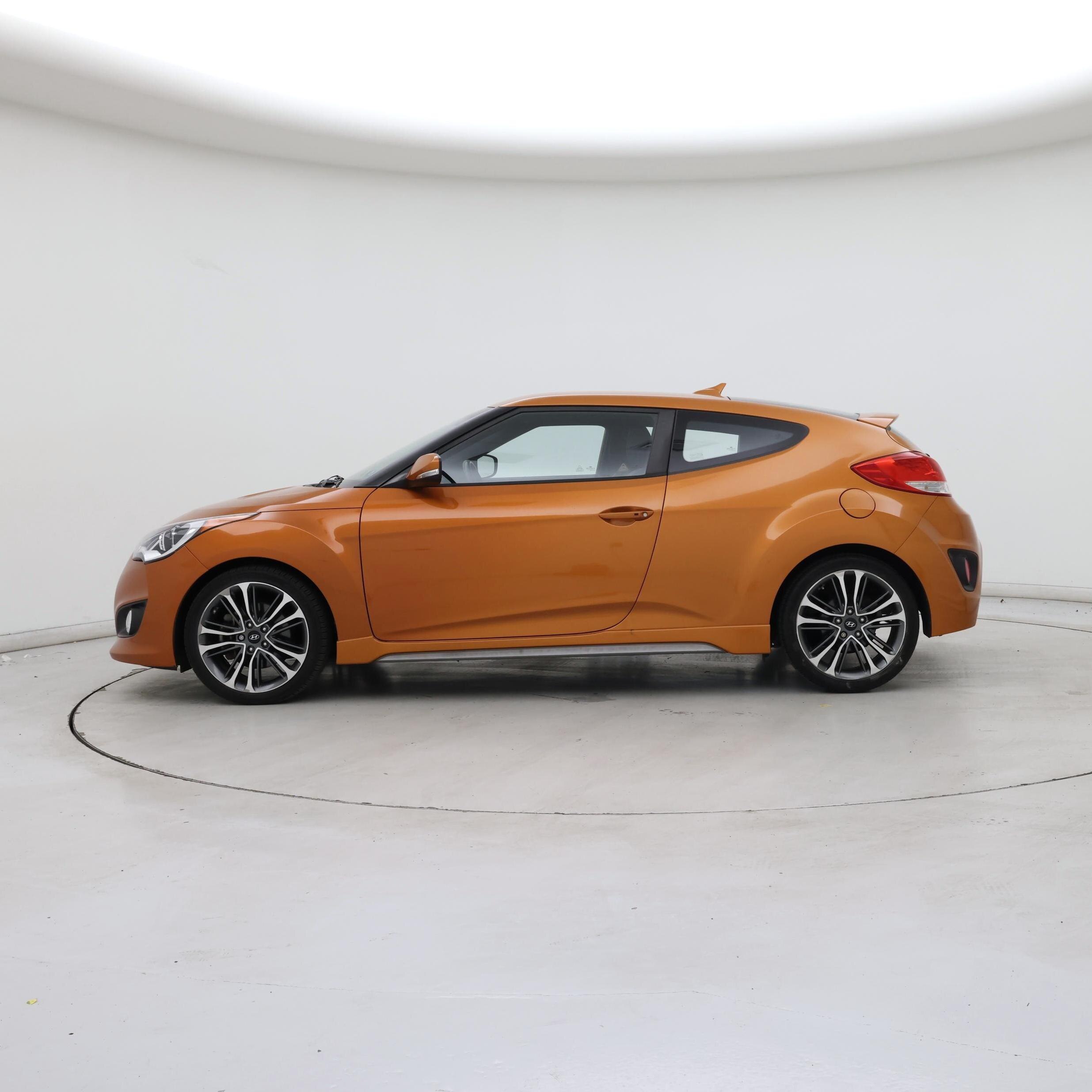 Thumbnail: 2016 Hyundai Veloster - 3