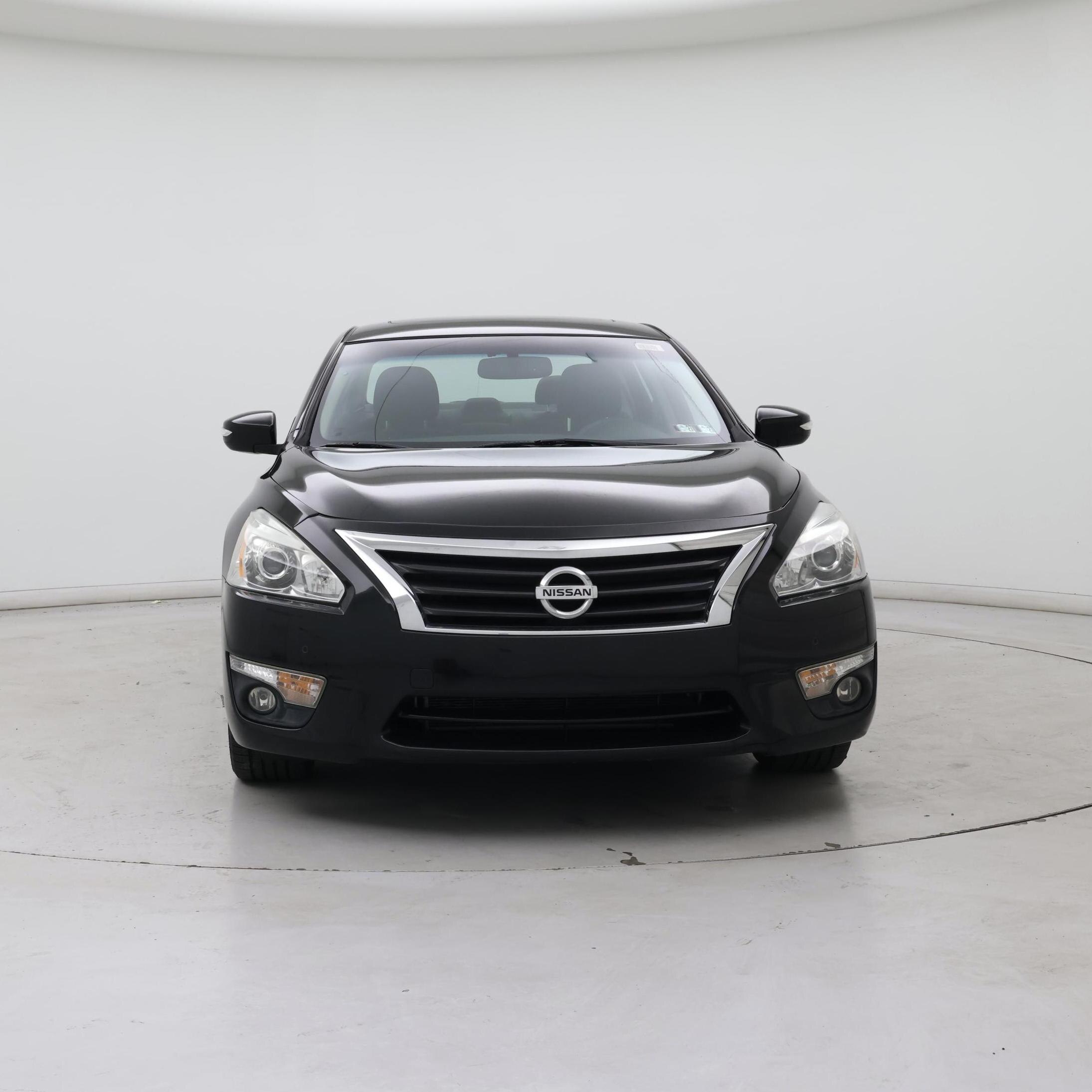 Thumbnail: 2015 Nissan Altima - 5