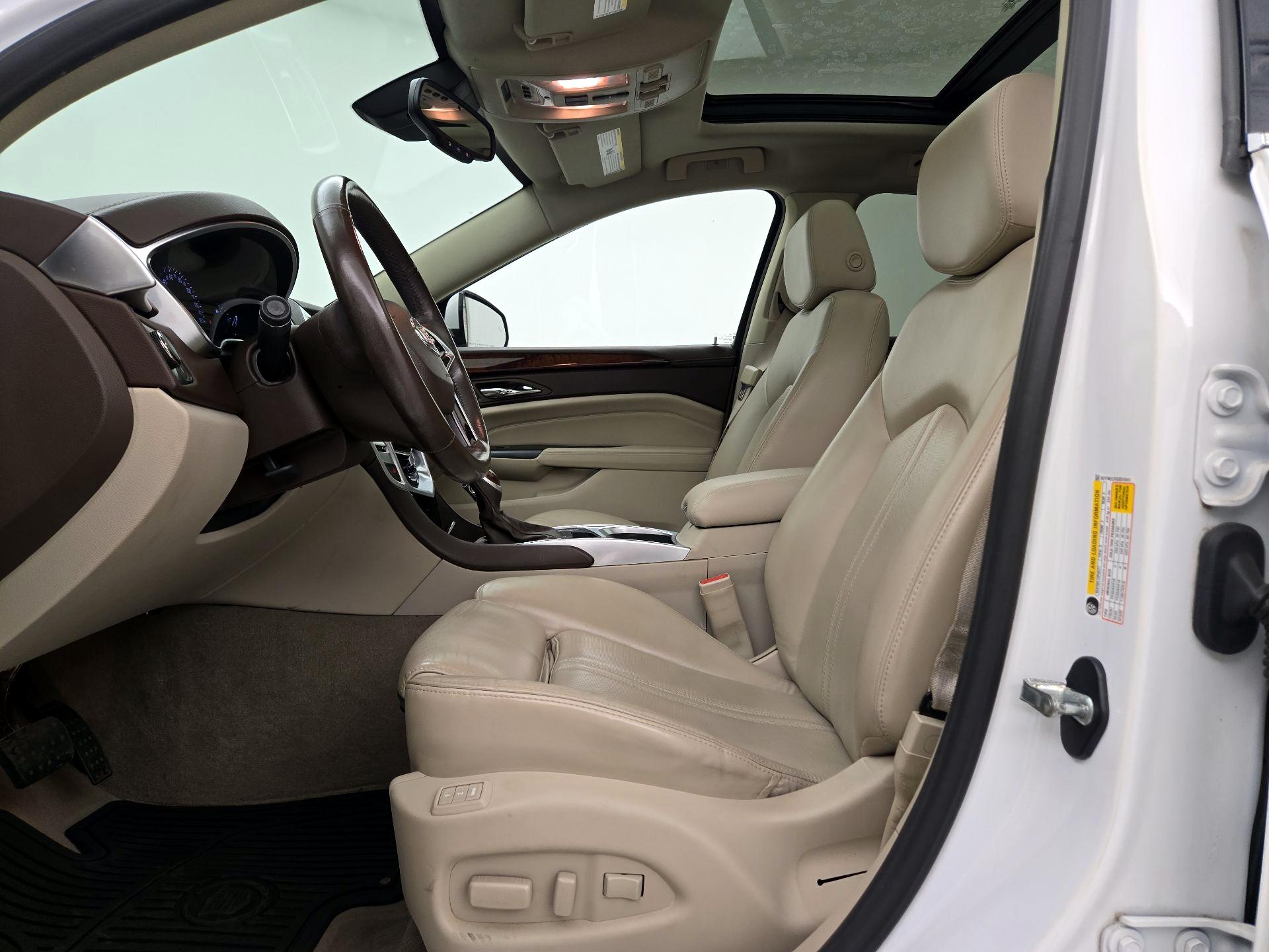 Thumbnail: 2016 Cadillac SRX - 11