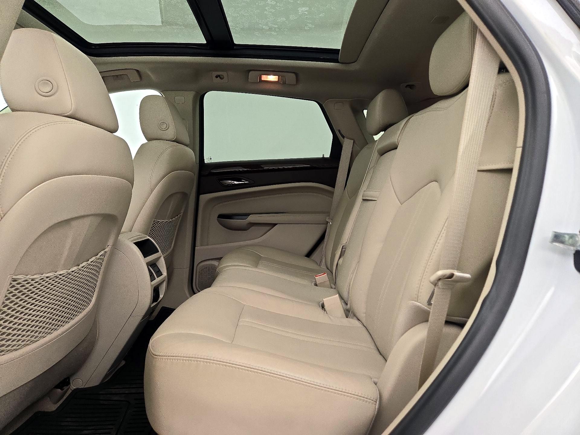 Thumbnail: 2016 Cadillac SRX - 20