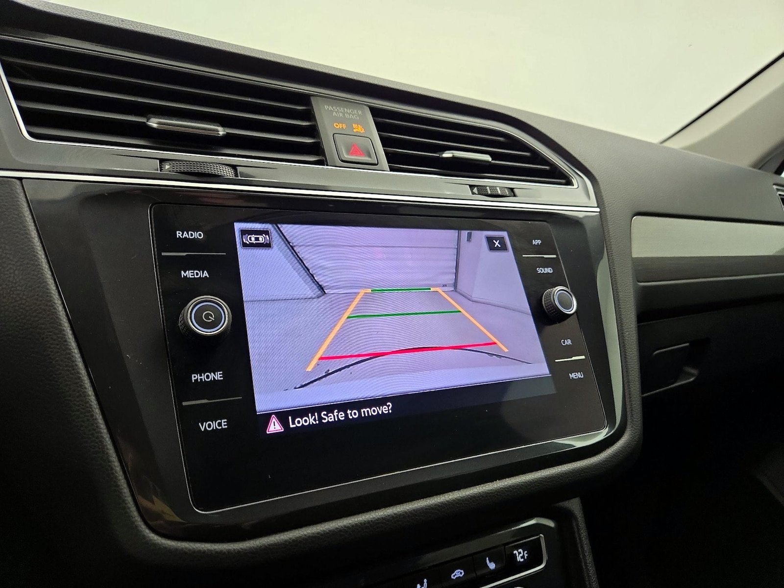 2021 Volkswagen Tiguan SE - Photo 15