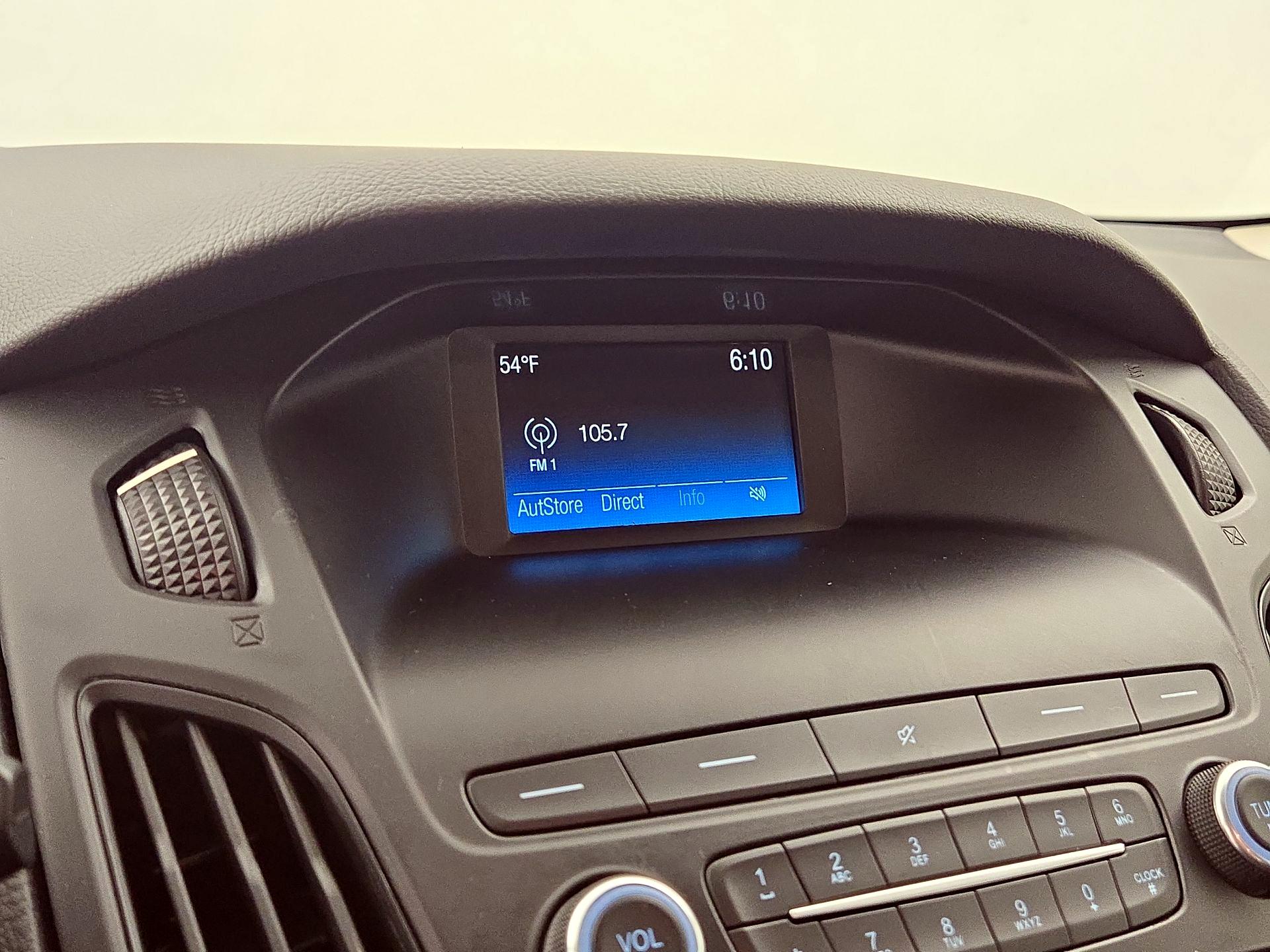 Thumbnail: 2018 Ford Focus - 15