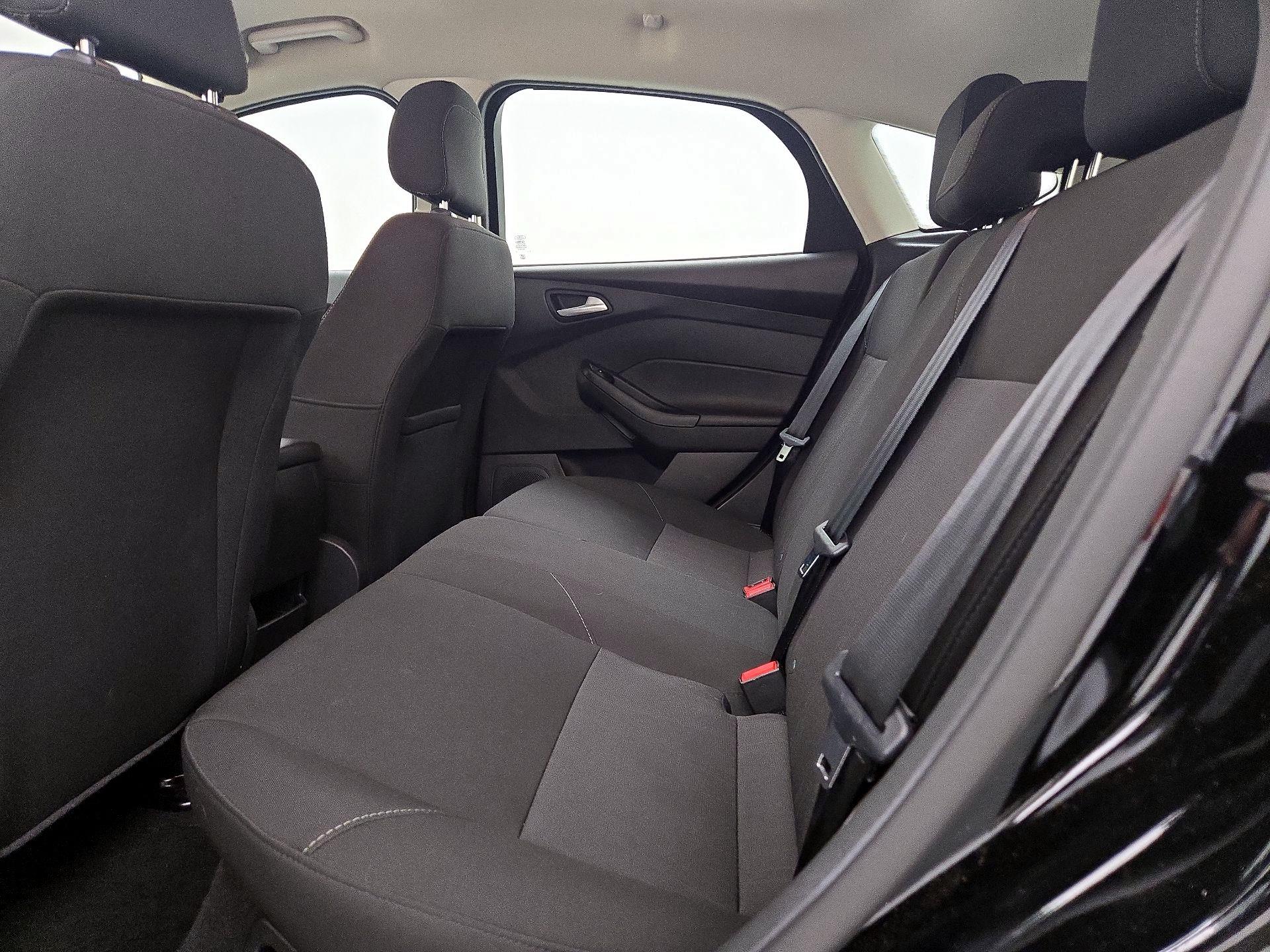 Thumbnail: 2018 Ford Focus - 19