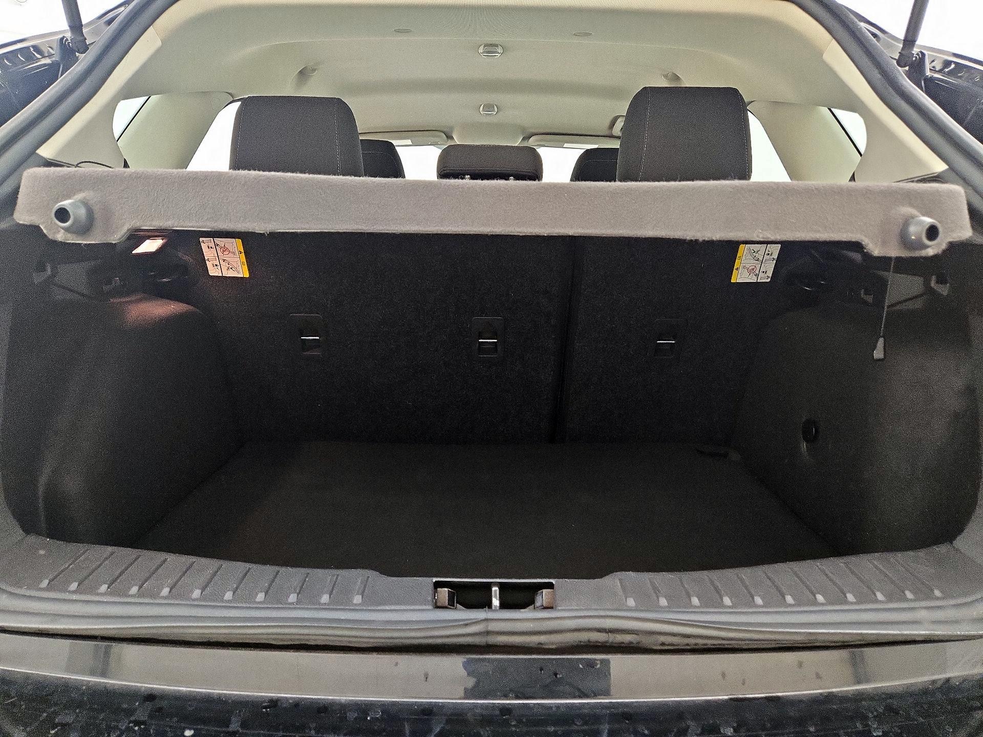 Thumbnail: 2018 Ford Focus - 20