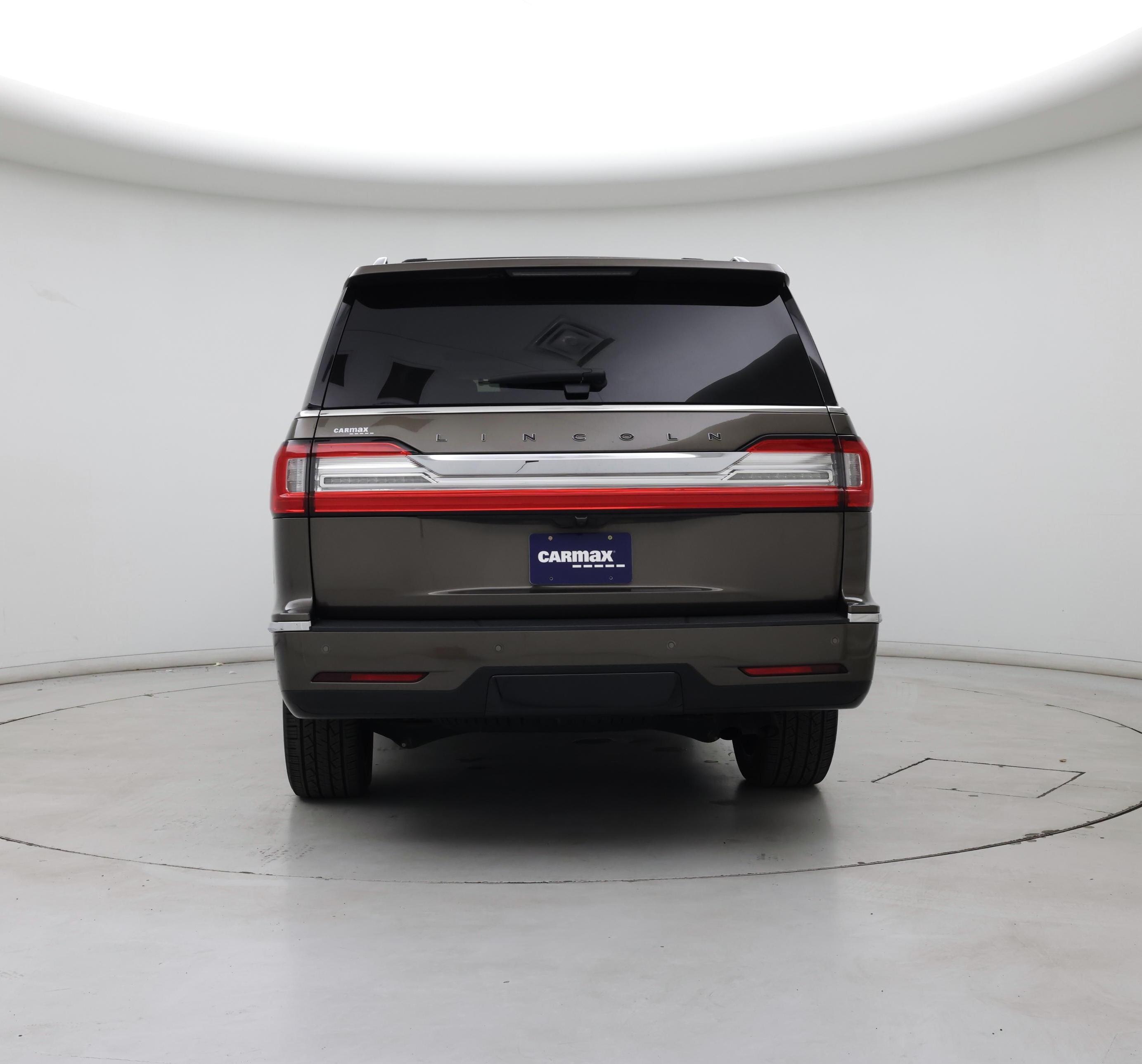 Thumbnail: 2020 Lincoln Navigator L - 6