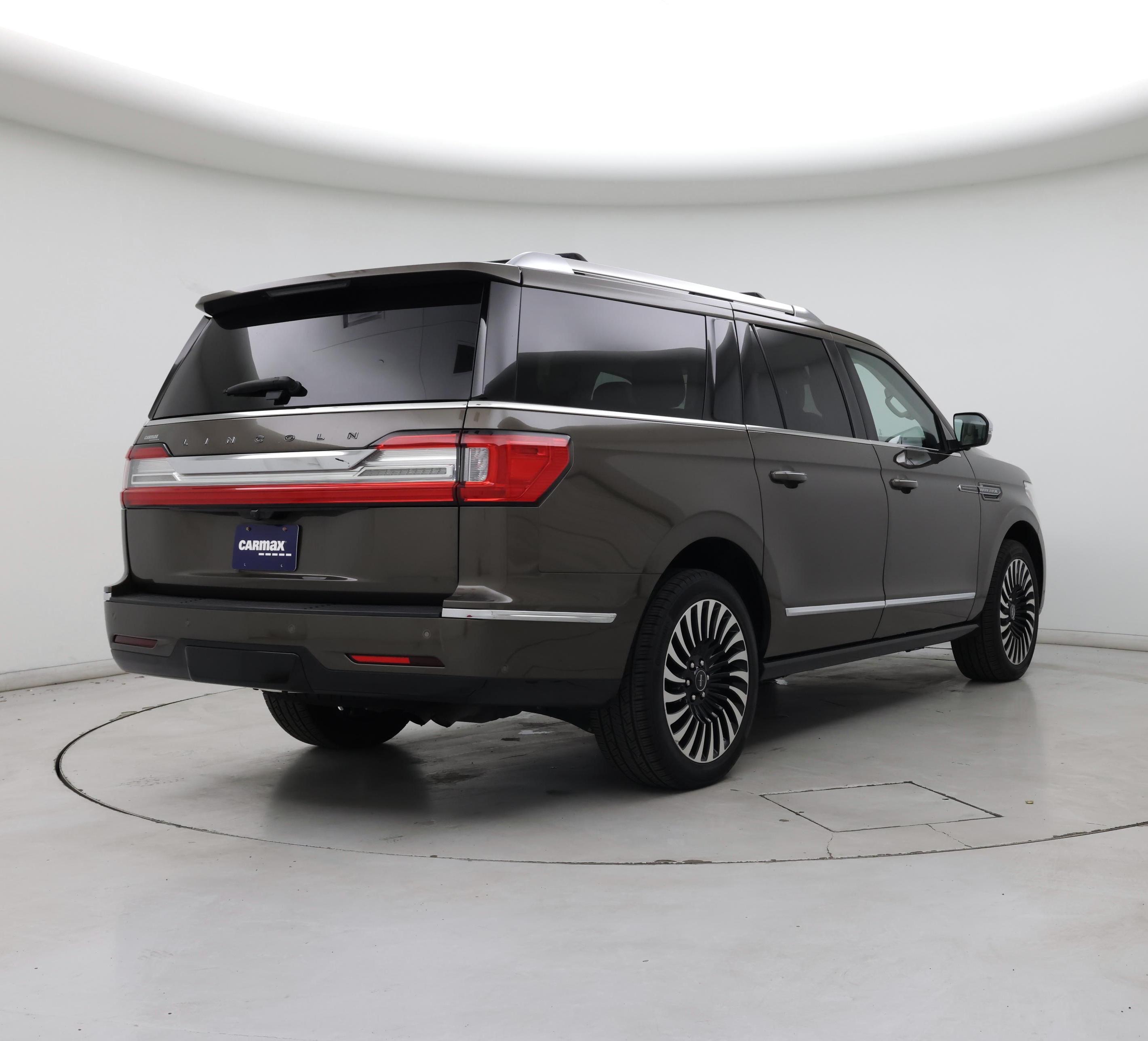 Thumbnail: 2020 Lincoln Navigator L - 8