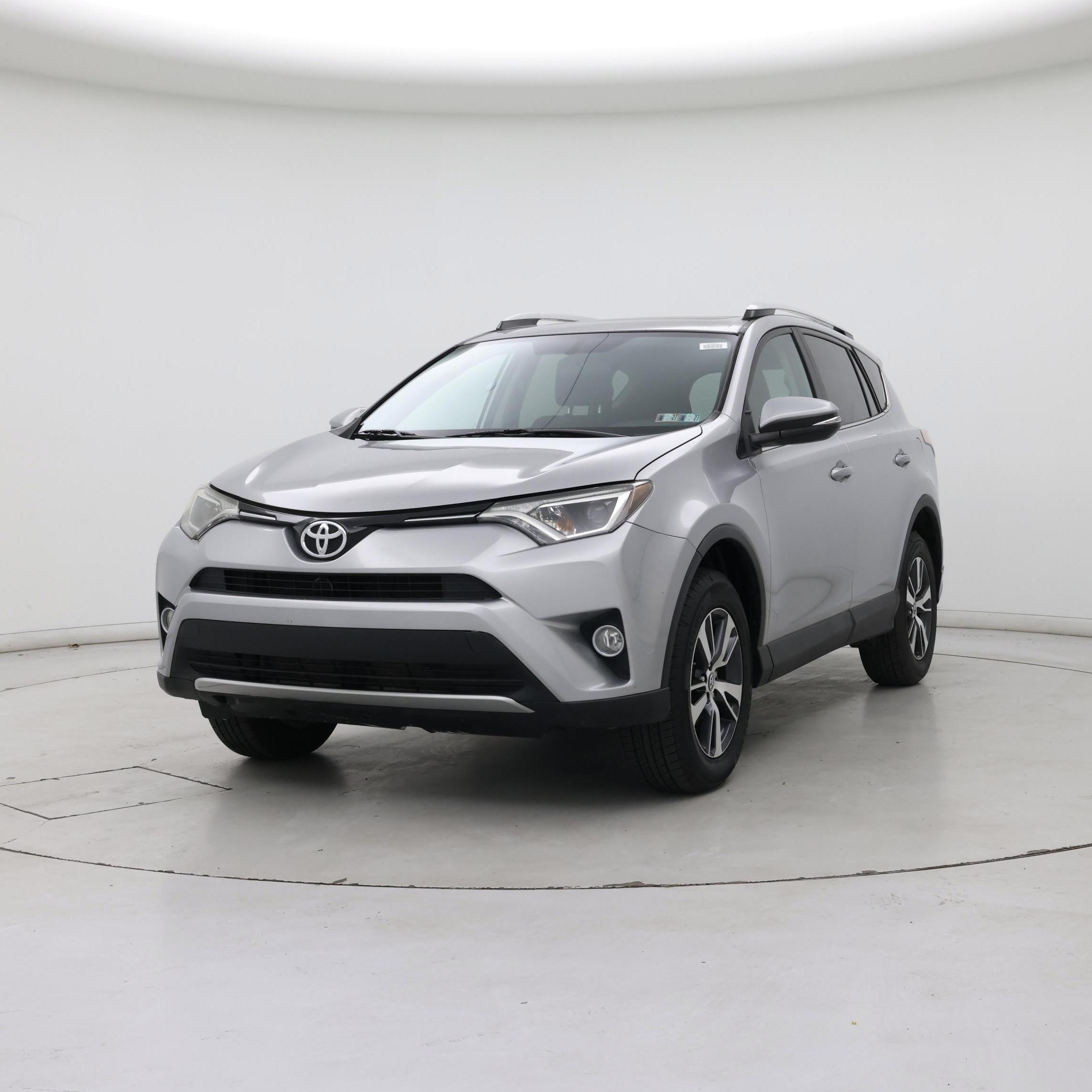 Thumbnail: 2016 Toyota RAV4 - 4