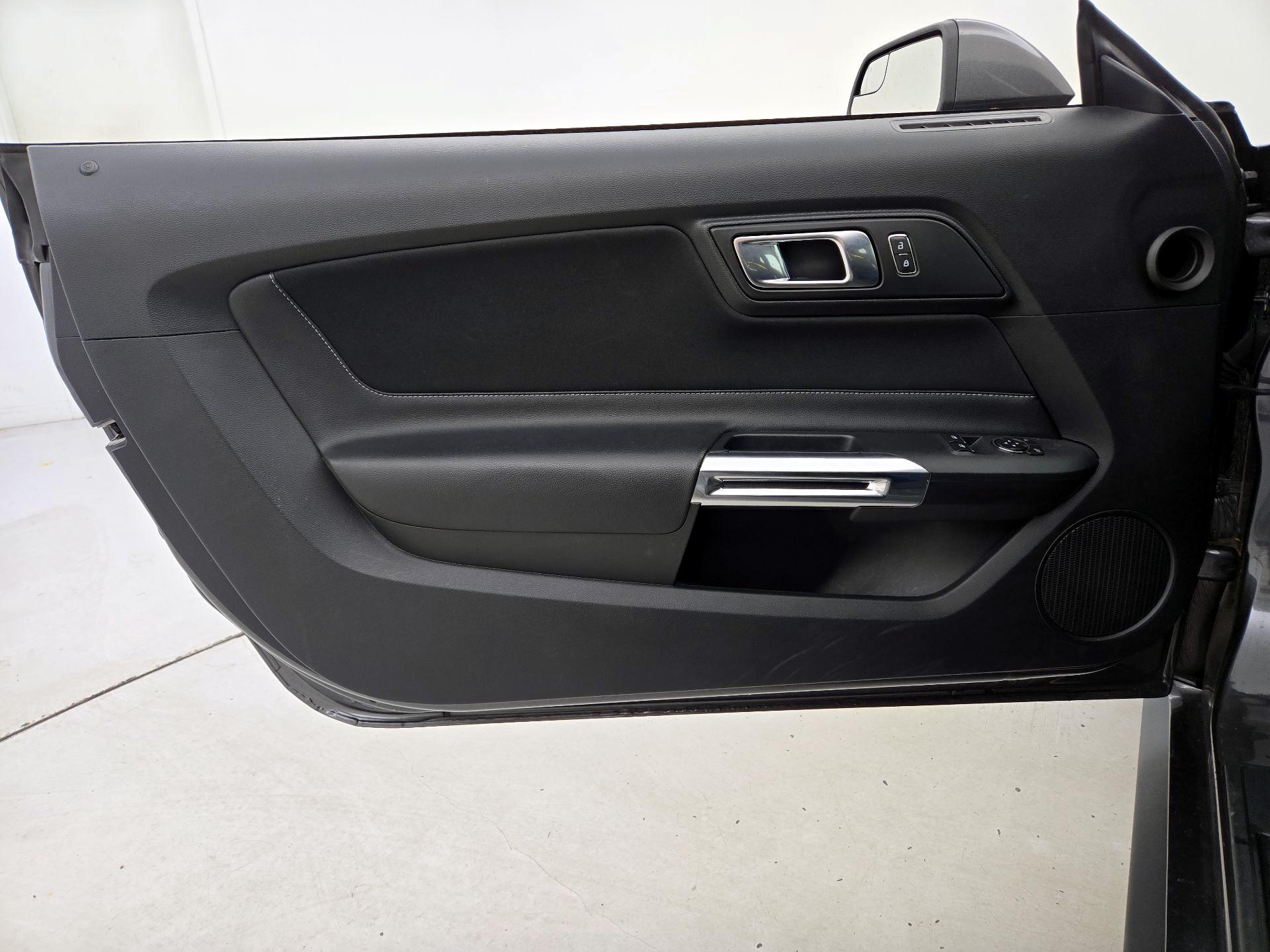 Thumbnail: 2020 Ford Mustang - 12