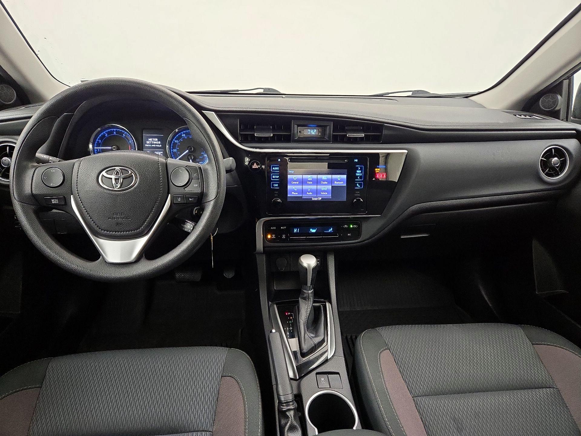 Thumbnail: 2018 Toyota Corolla - 9