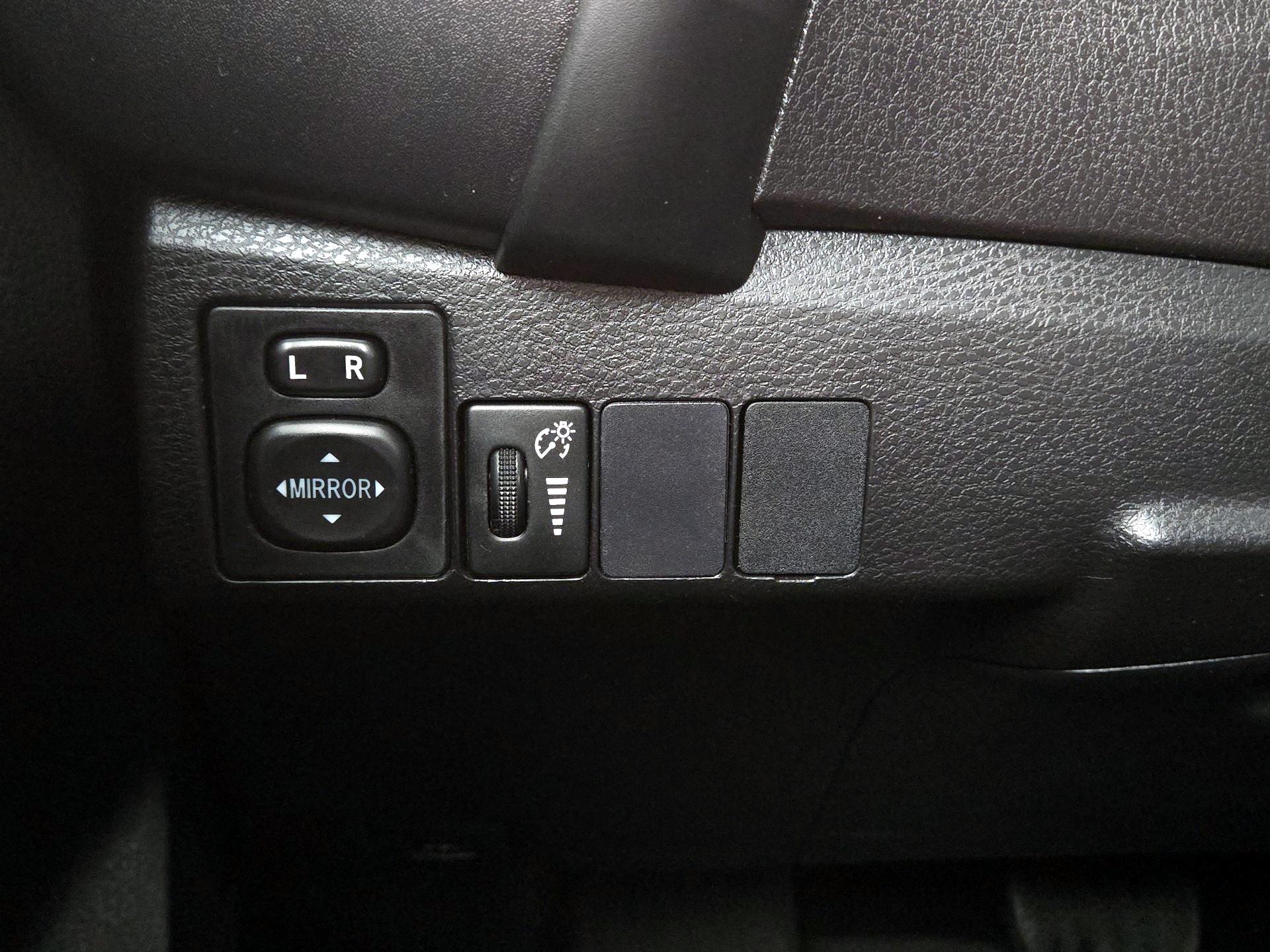 Thumbnail: 2018 Toyota Corolla - 13