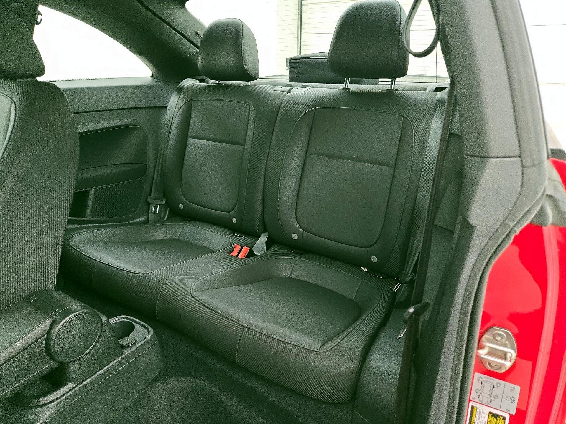 Thumbnail: 2018 Volkswagen Beetle - 19