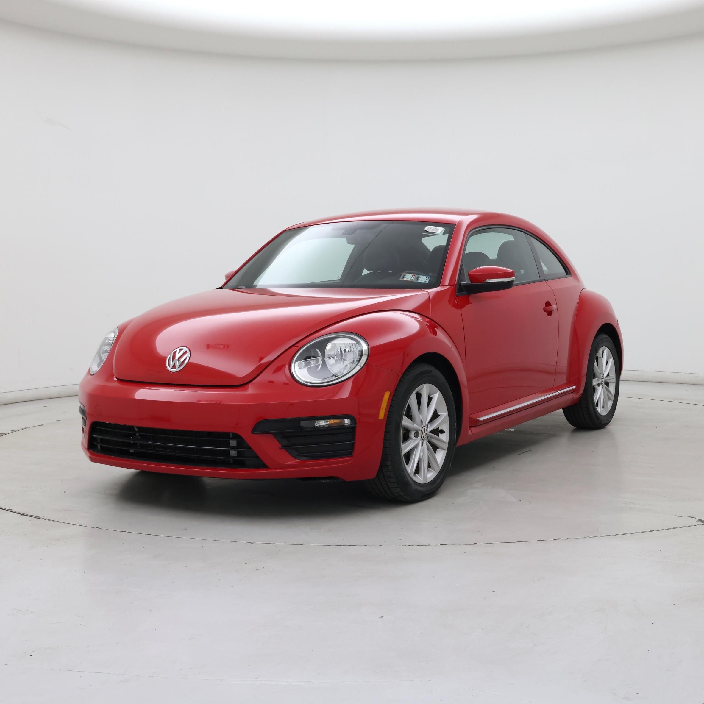 Thumbnail: 2018 Volkswagen Beetle - 4