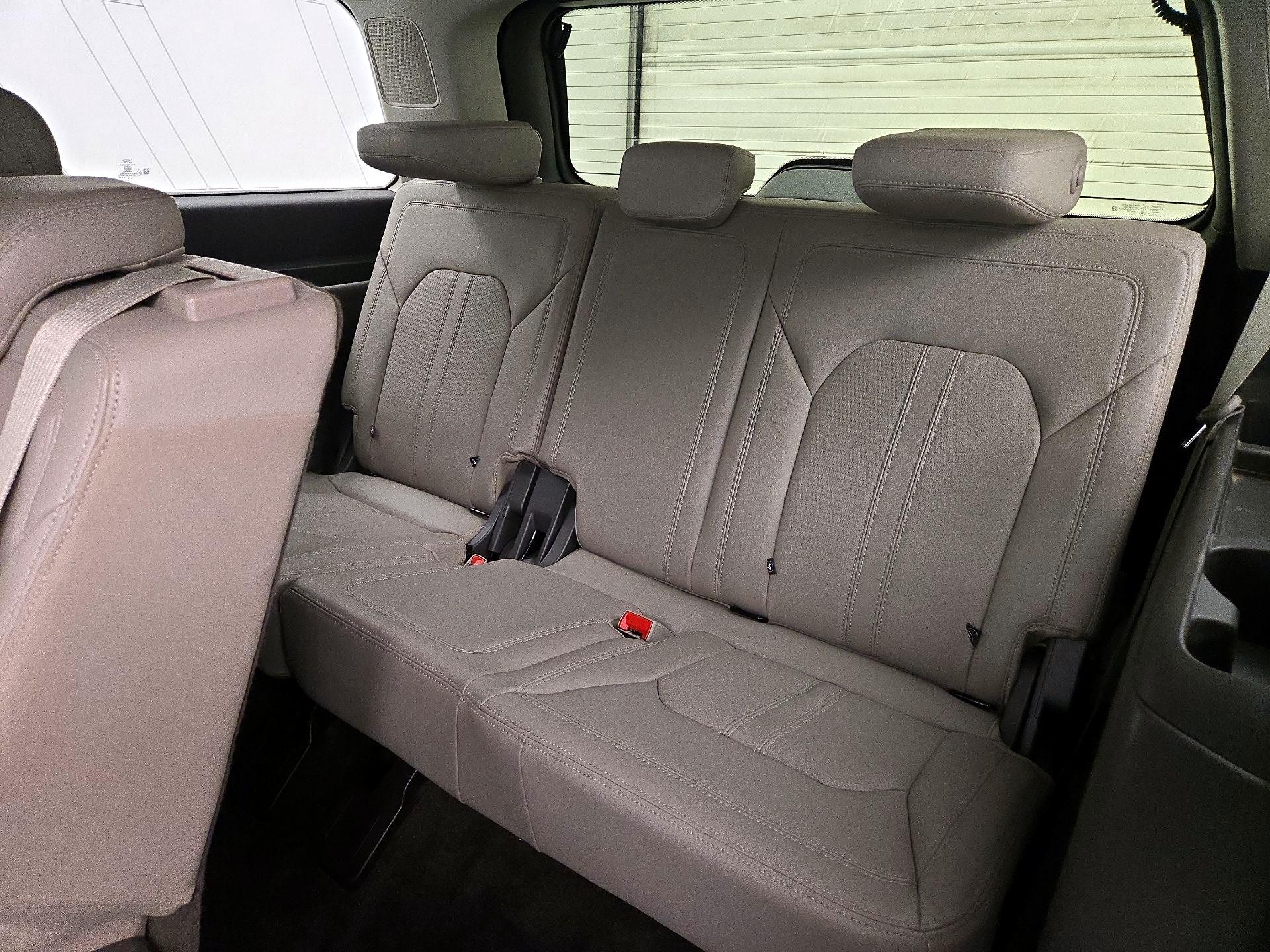 Thumbnail: 2018 Ford Expedition - 20