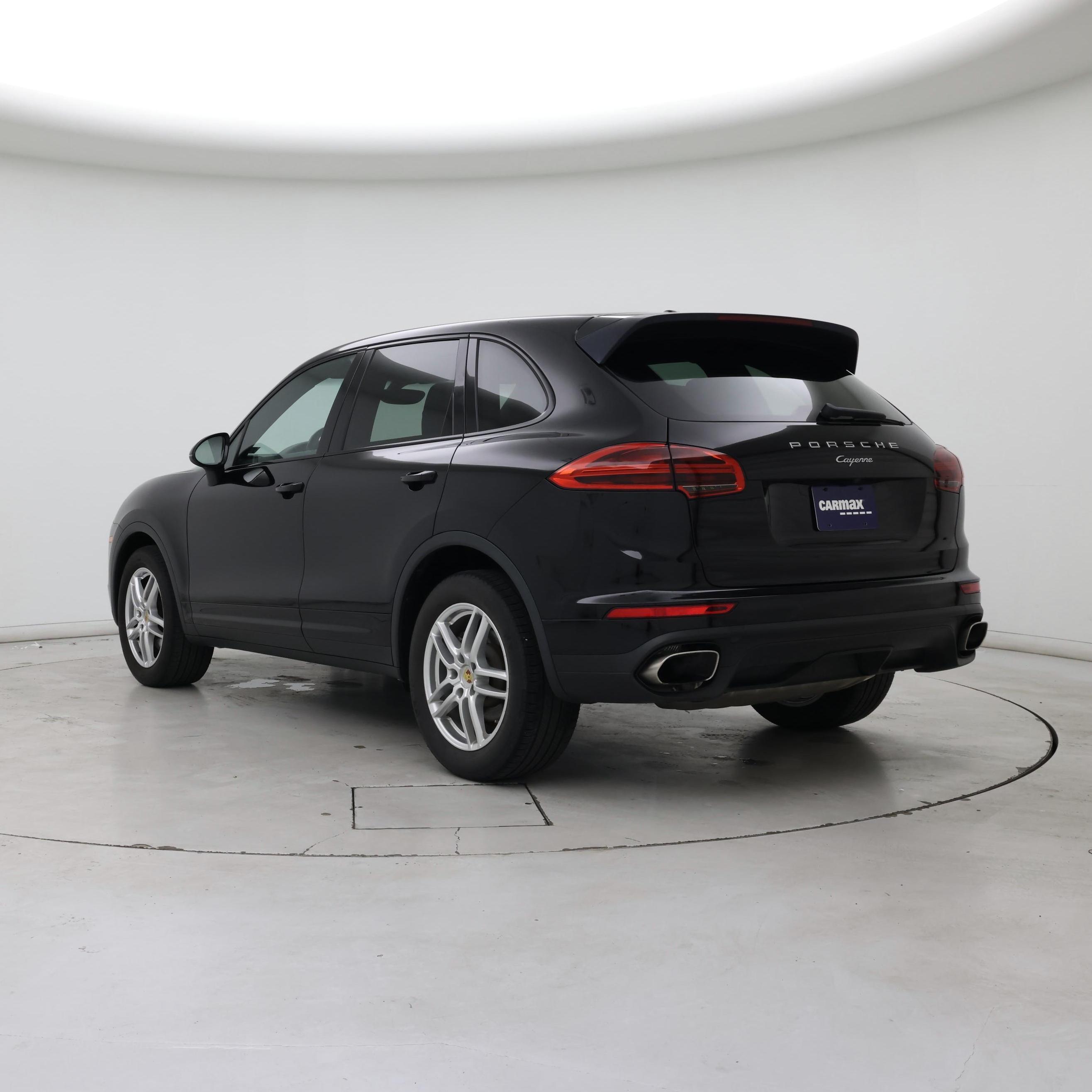 Thumbnail: 2016 Porsche Cayenne - 2