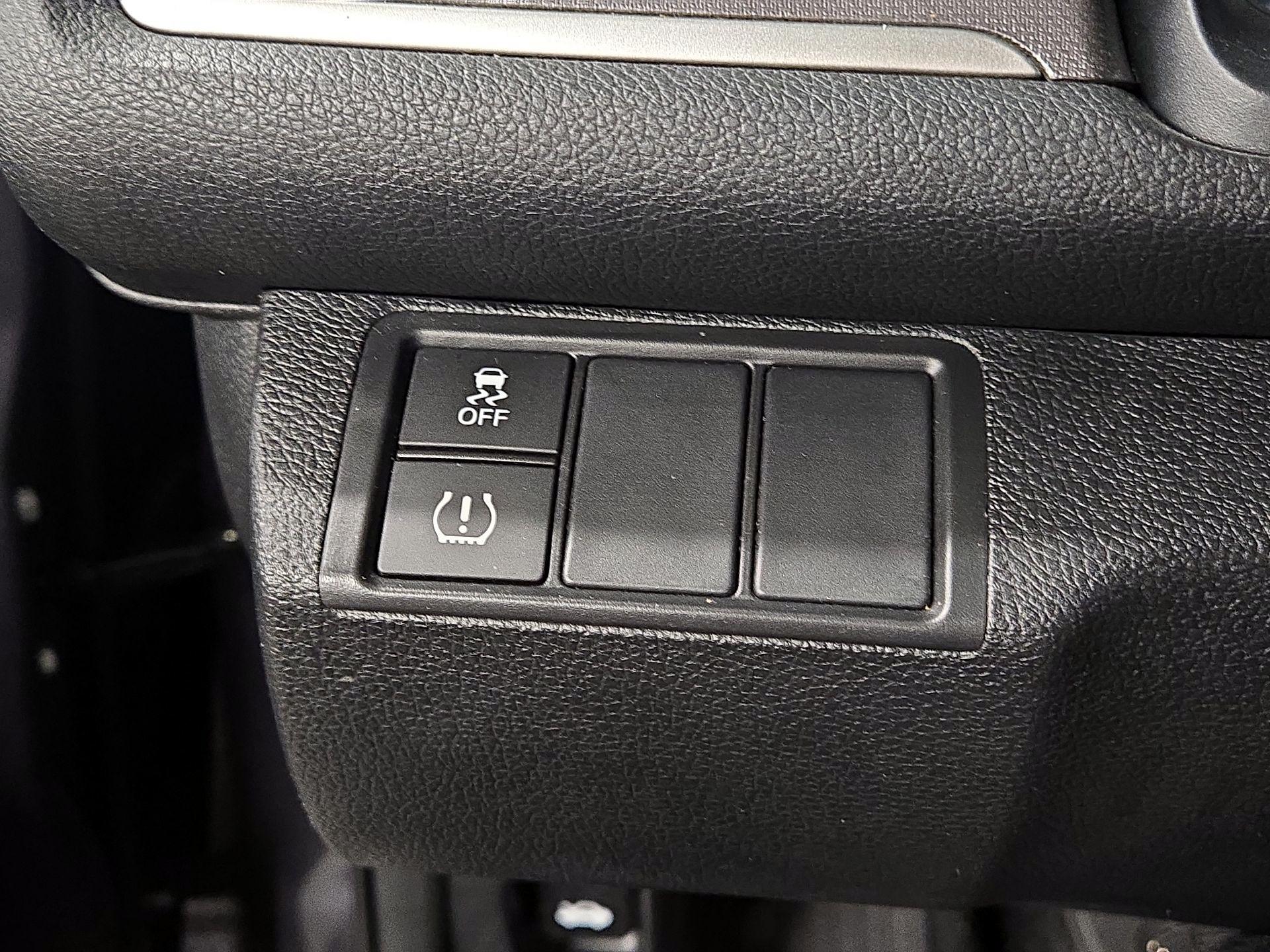 Thumbnail: 2017 Honda Civic - 13