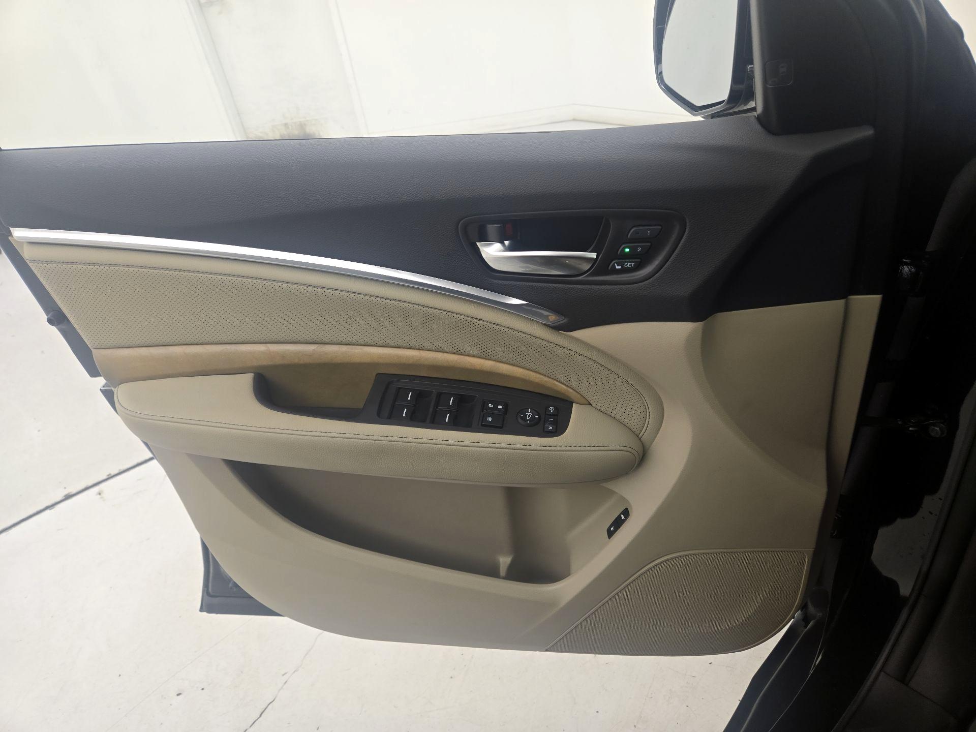 Thumbnail: 2020 Acura MDX - 12