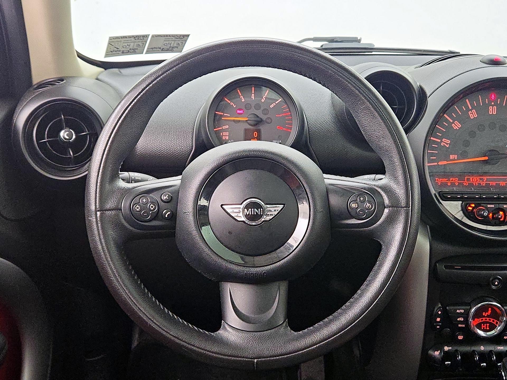 Thumbnail: 2015 MINI Cooper Countryman - 10