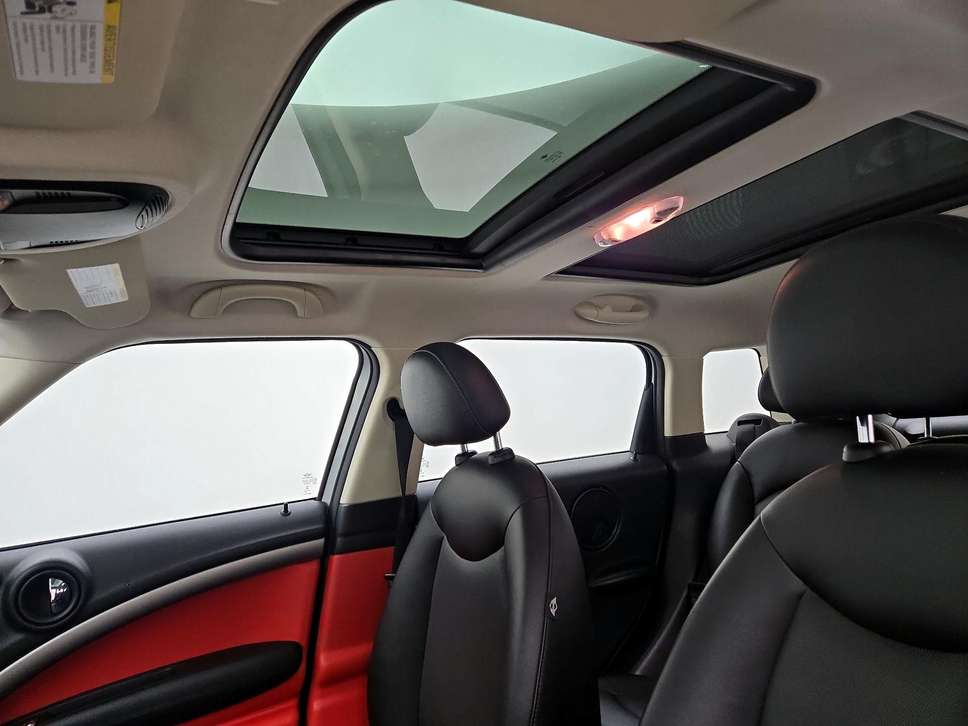 Thumbnail: 2015 MINI Cooper Countryman - 17