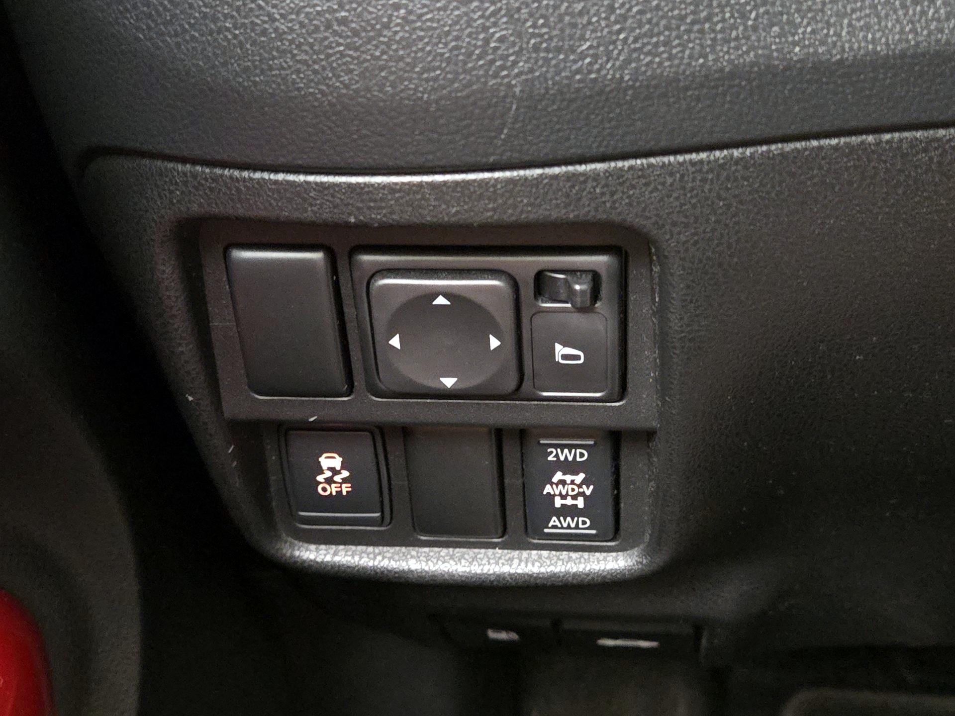 Thumbnail: 2015 Nissan Juke - 13