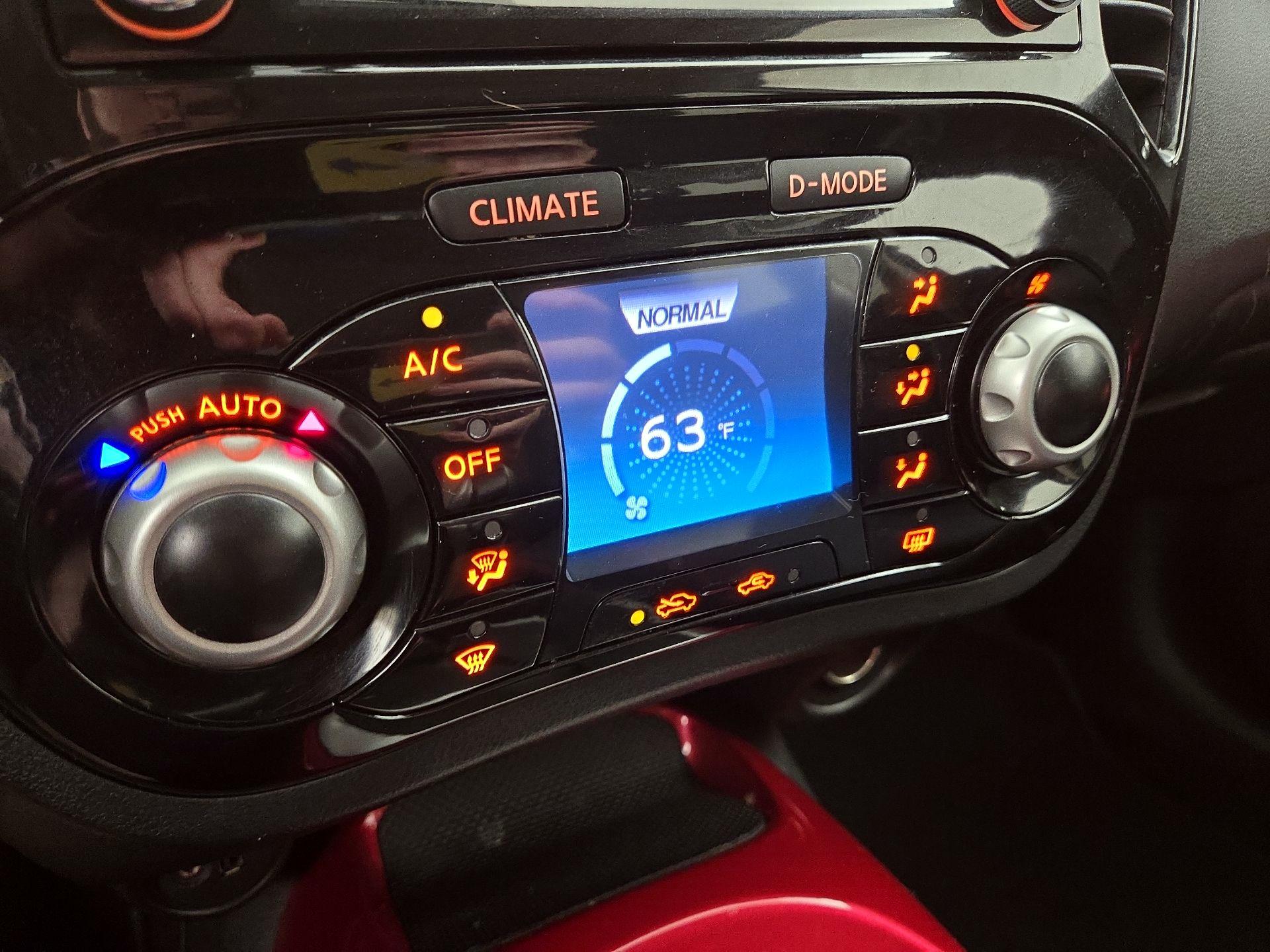 Thumbnail: 2015 Nissan Juke - 16