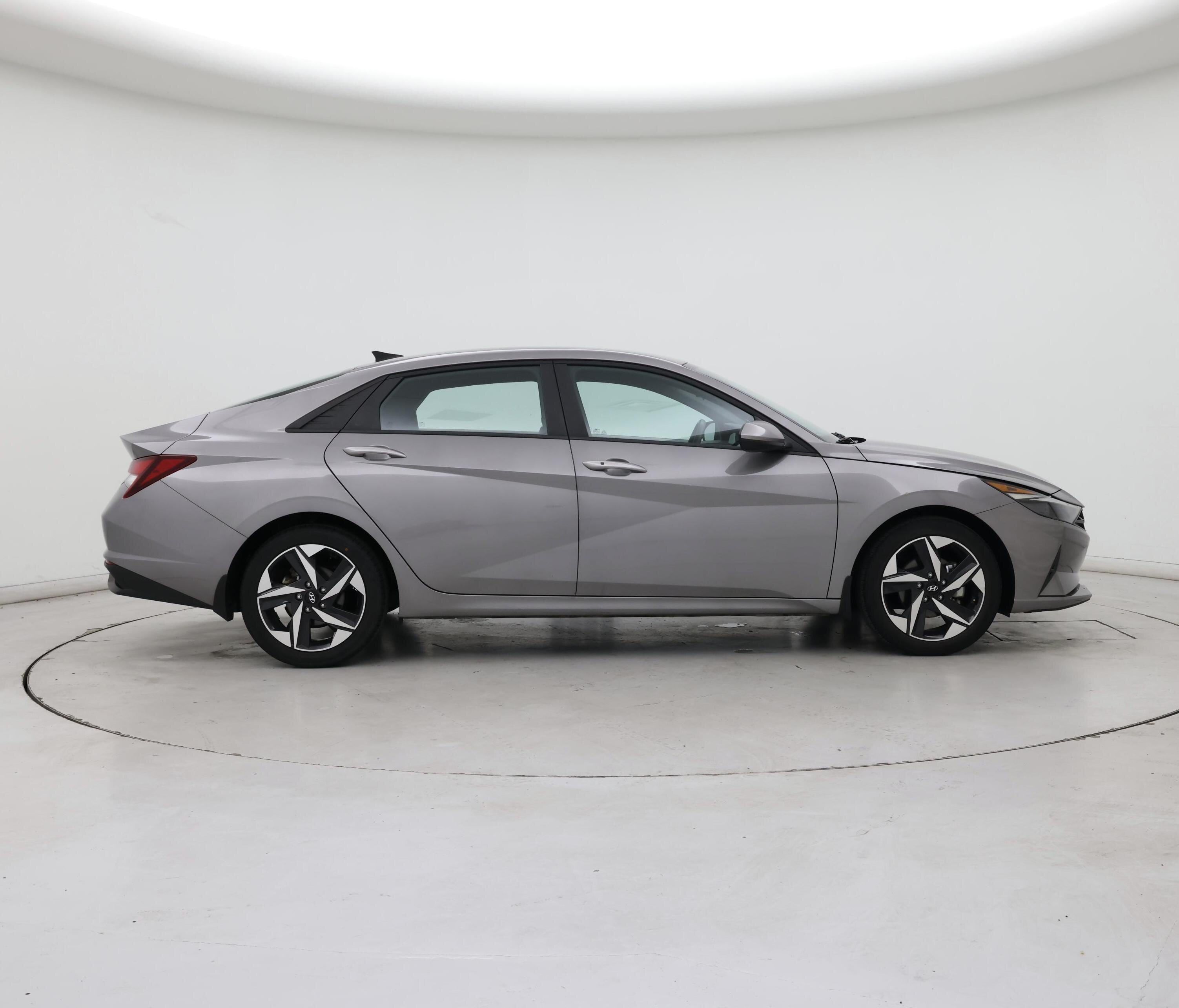 Thumbnail: 2023 Hyundai Elantra - 7