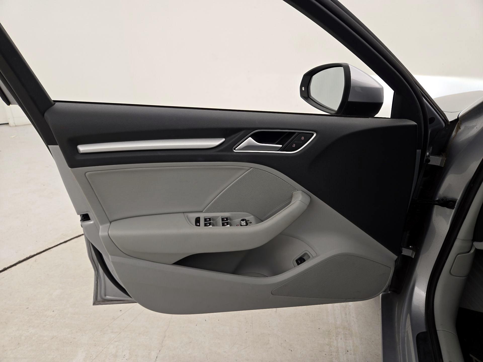 Thumbnail: 2016 Audi A3 - 12