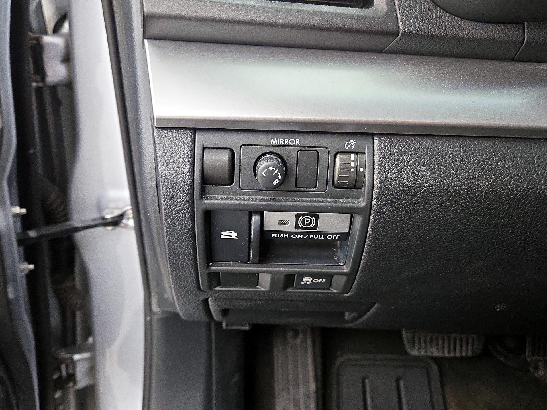 Thumbnail: 2014 Subaru Outback - 13