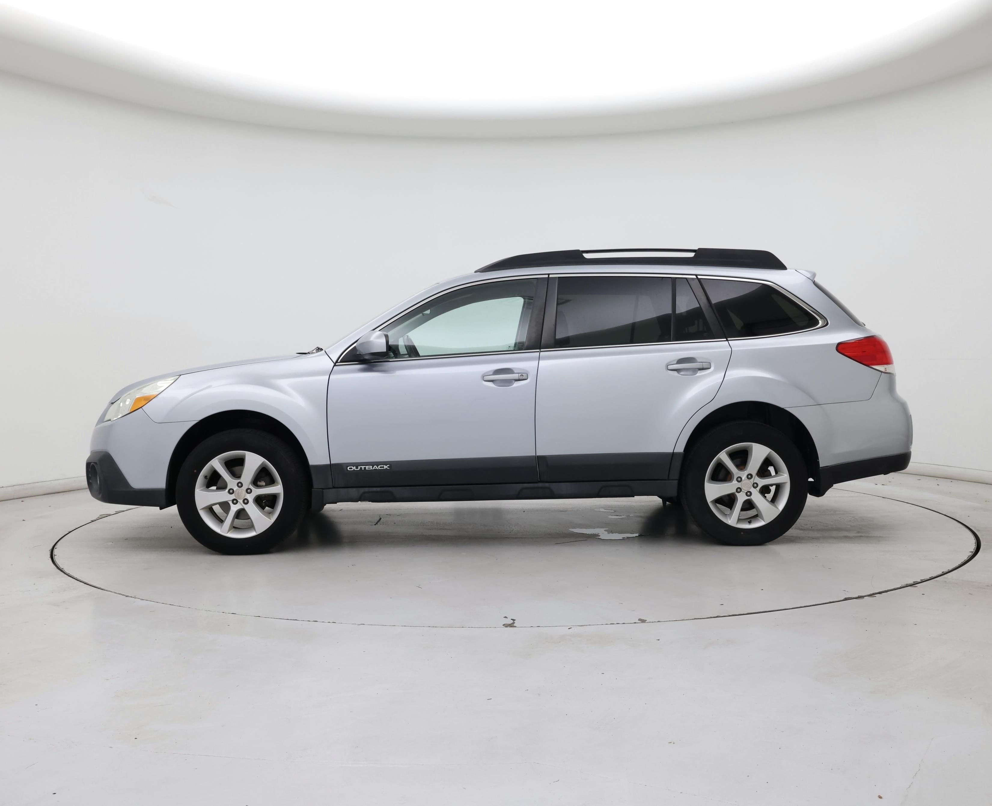 Thumbnail: 2014 Subaru Outback - 3