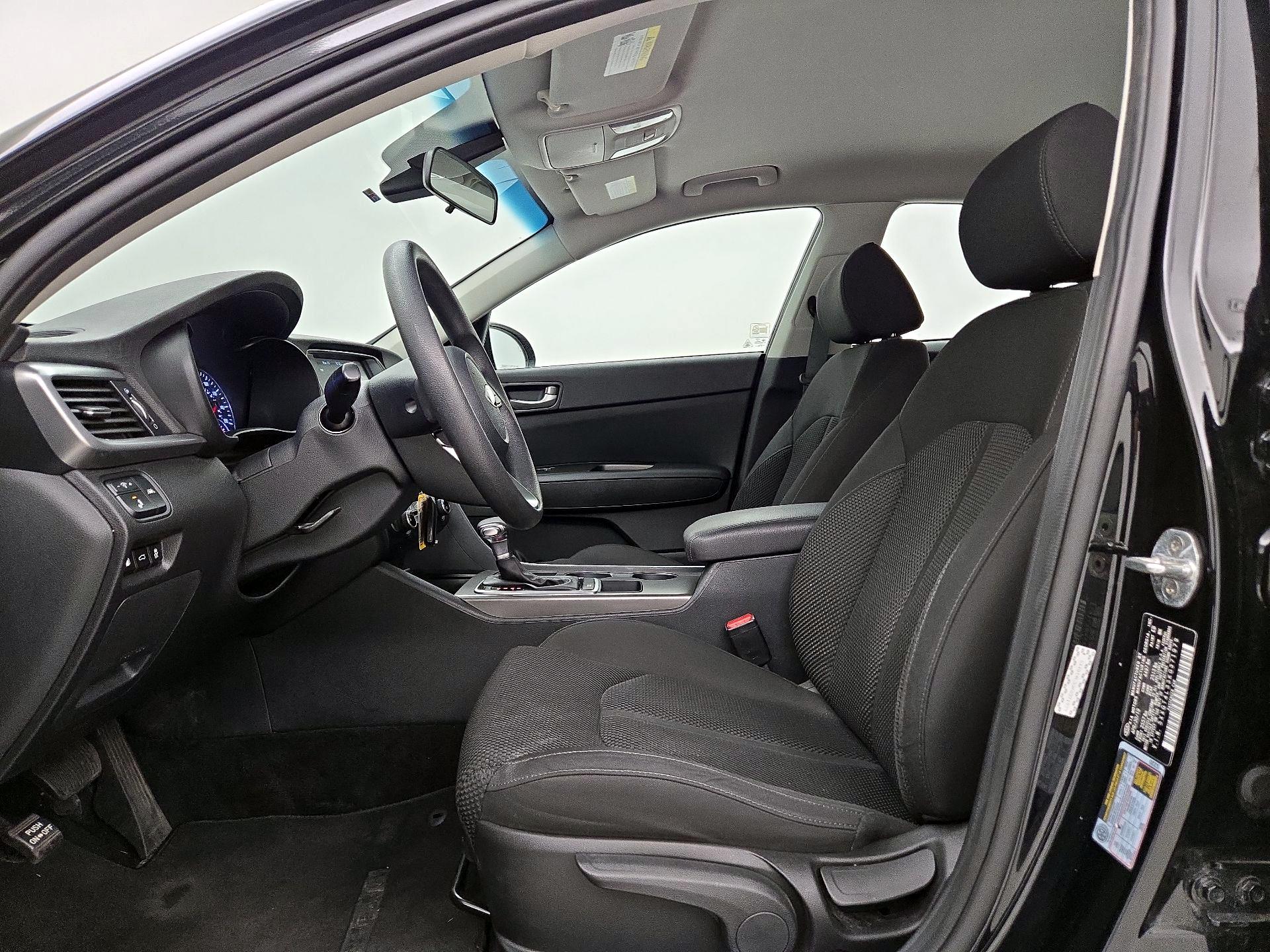 Thumbnail: 2019 Kia Optima - 11