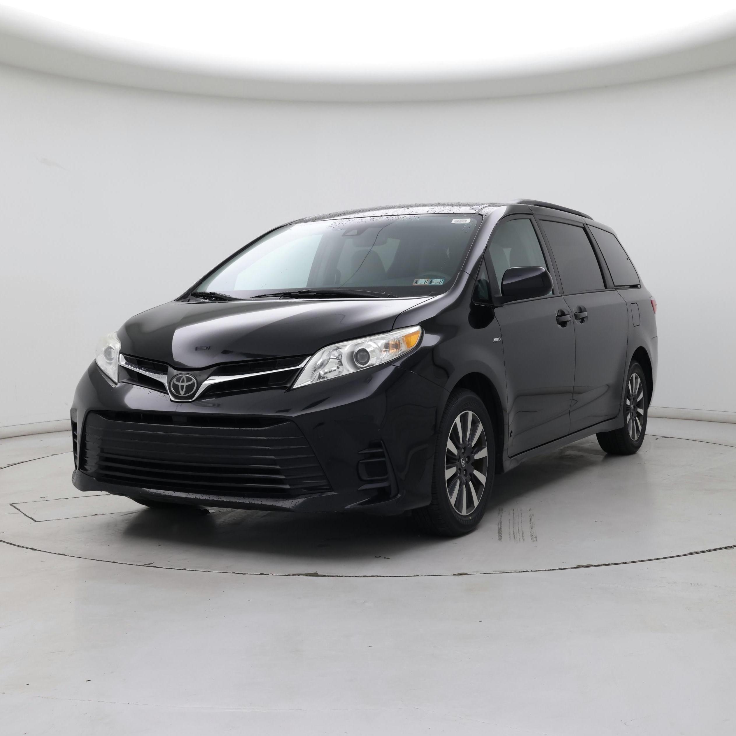 Thumbnail: 2018 Toyota Sienna - 4
