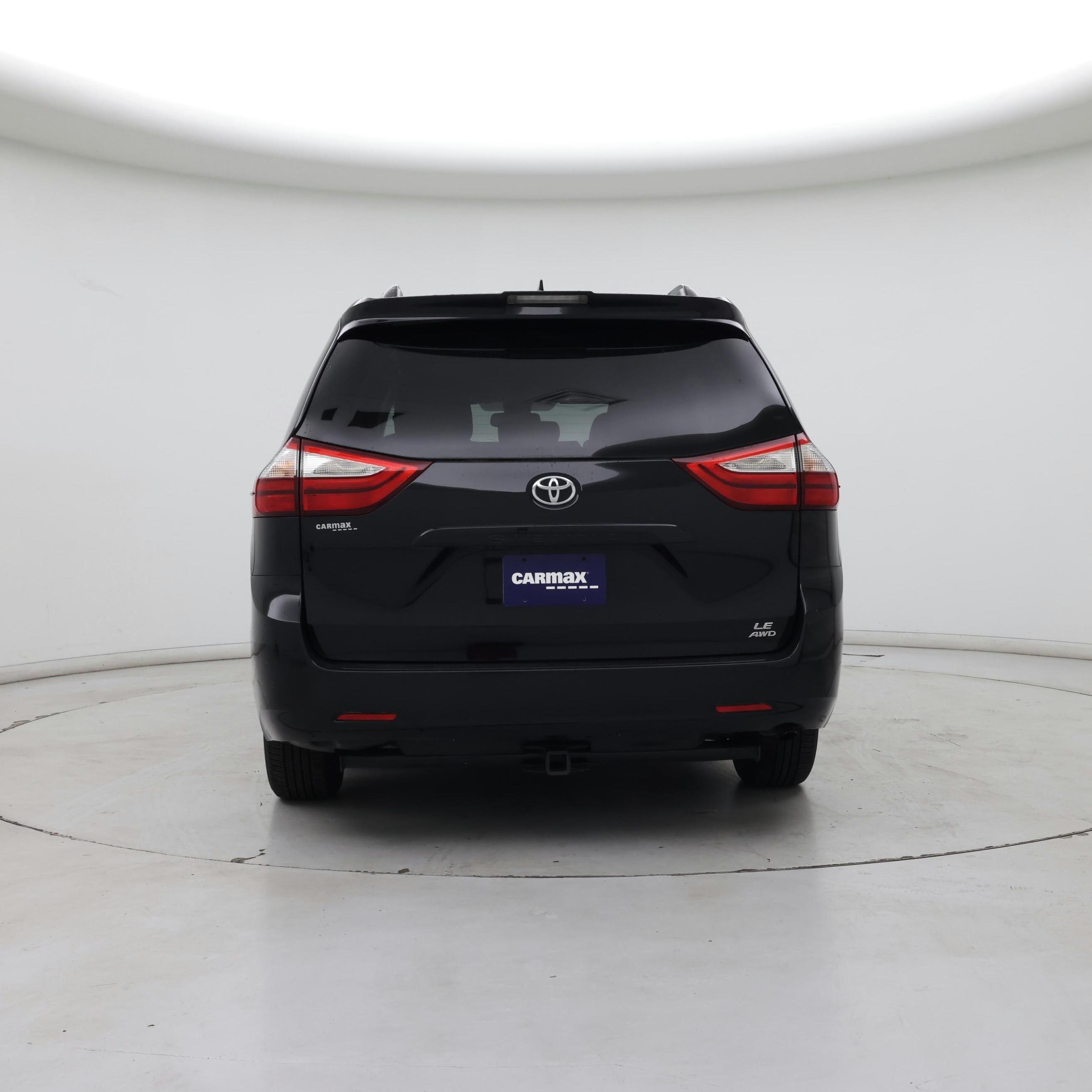 Thumbnail: 2018 Toyota Sienna - 6
