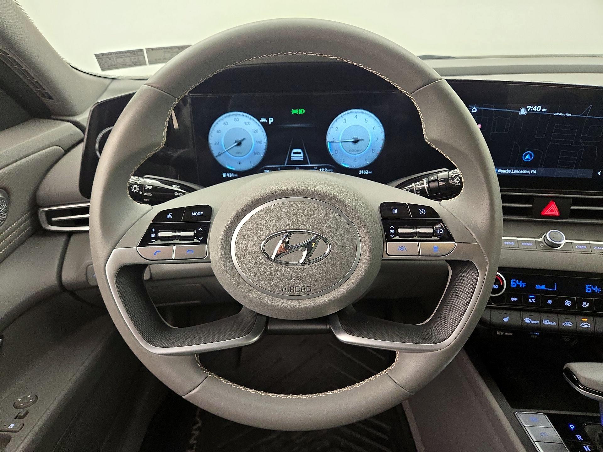 Thumbnail: 2023 Hyundai Elantra - 10