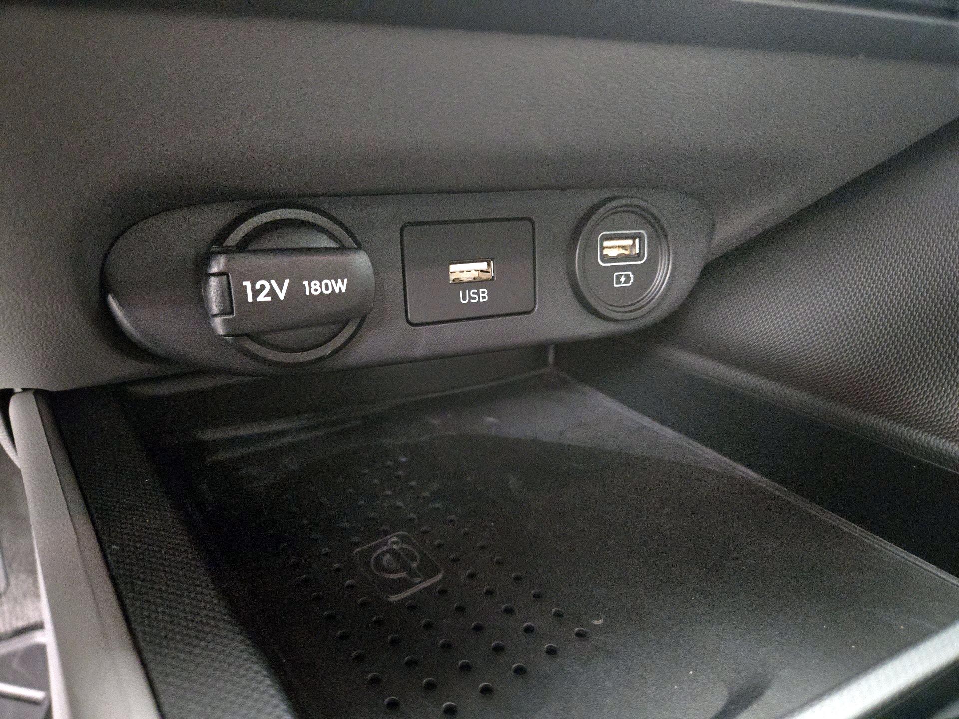 Thumbnail: 2023 Hyundai Elantra - 19