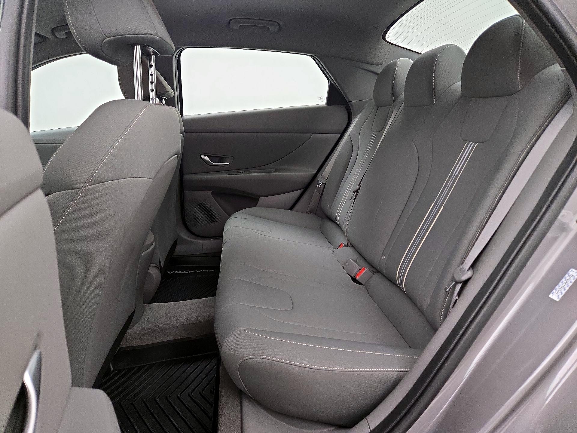 Thumbnail: 2023 Hyundai Elantra - 20