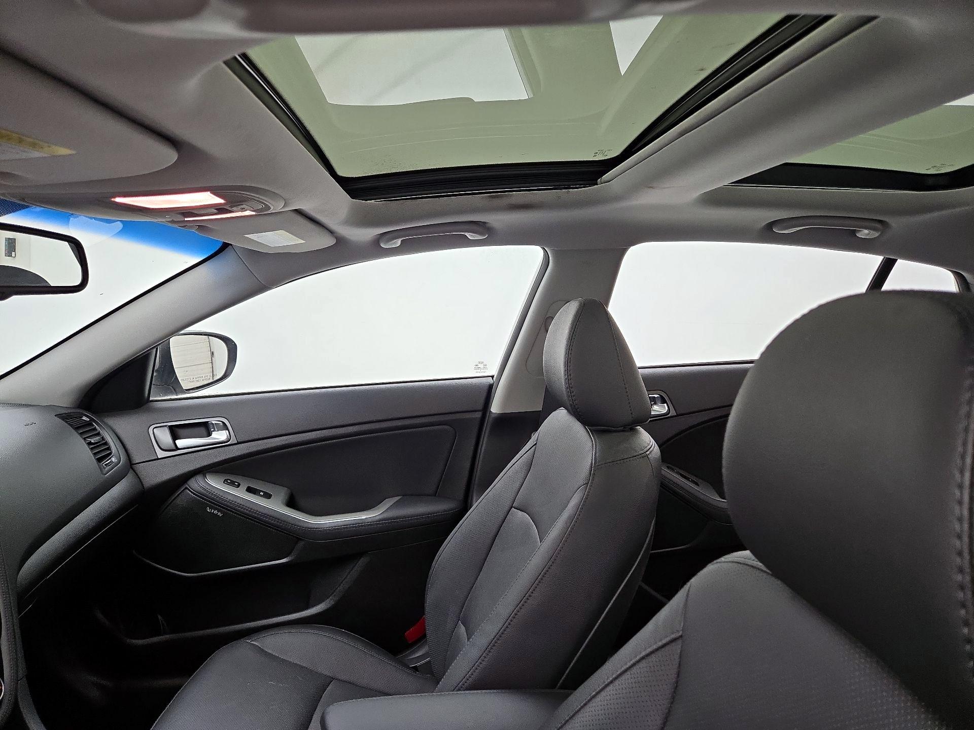 Thumbnail: 2015 Kia Optima - 19