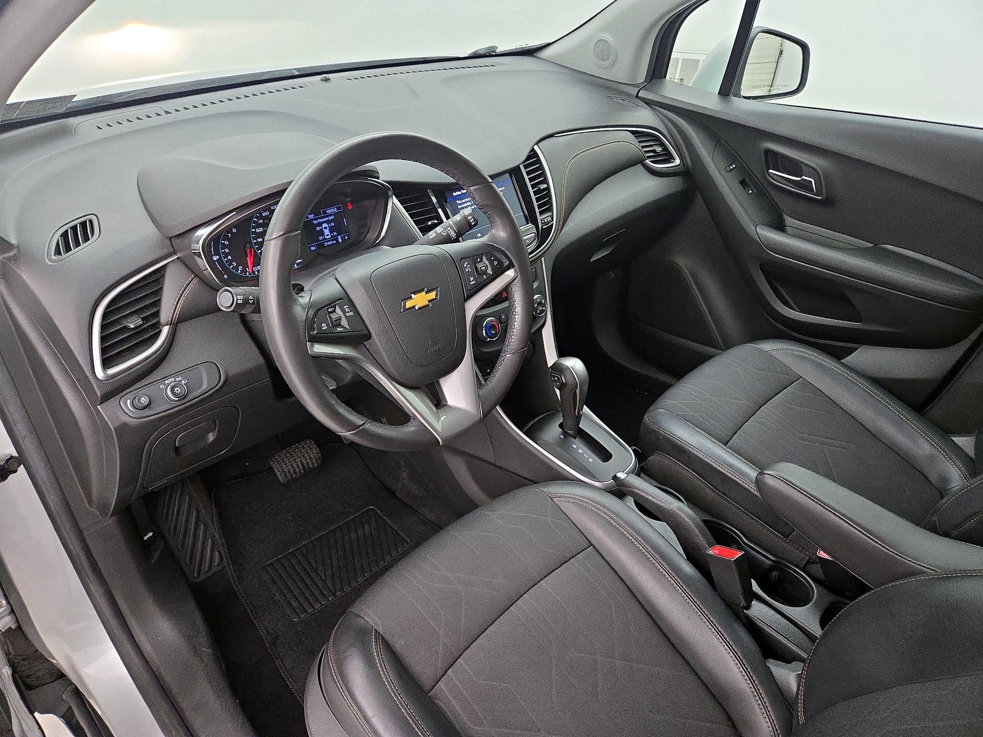 Thumbnail: 2020 Chevrolet Trax - 11