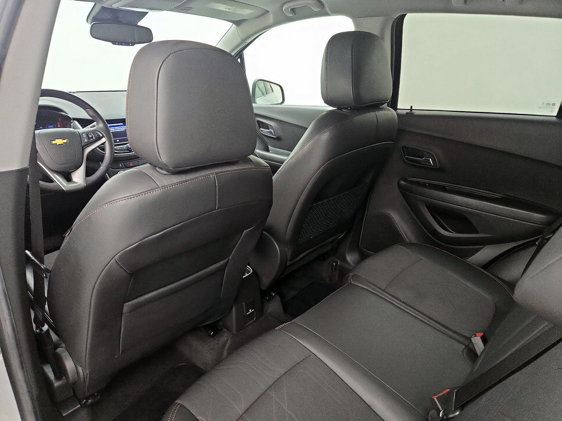 Thumbnail: 2020 Chevrolet Trax - 19