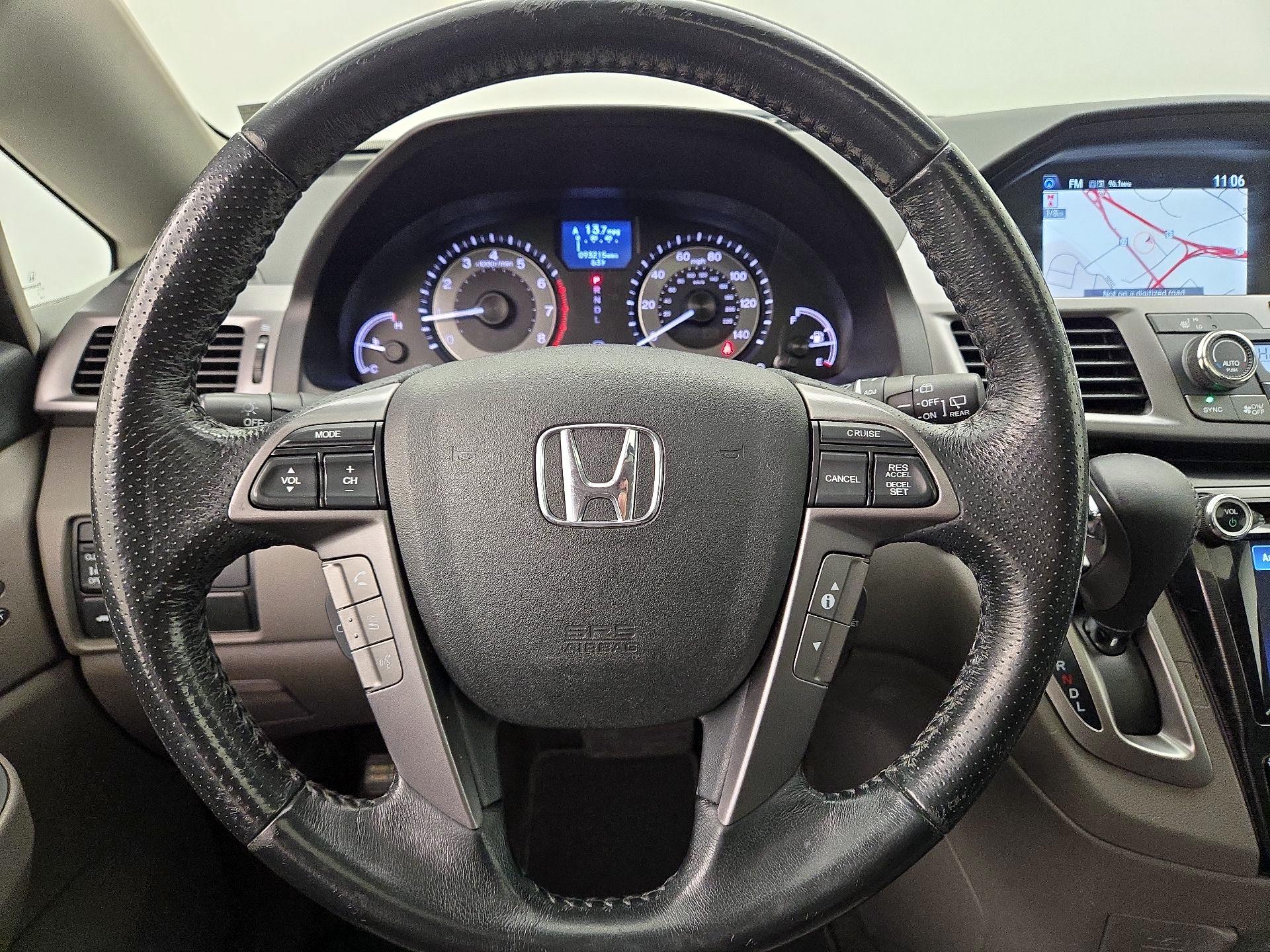 Thumbnail: 2014 Honda Odyssey - 10