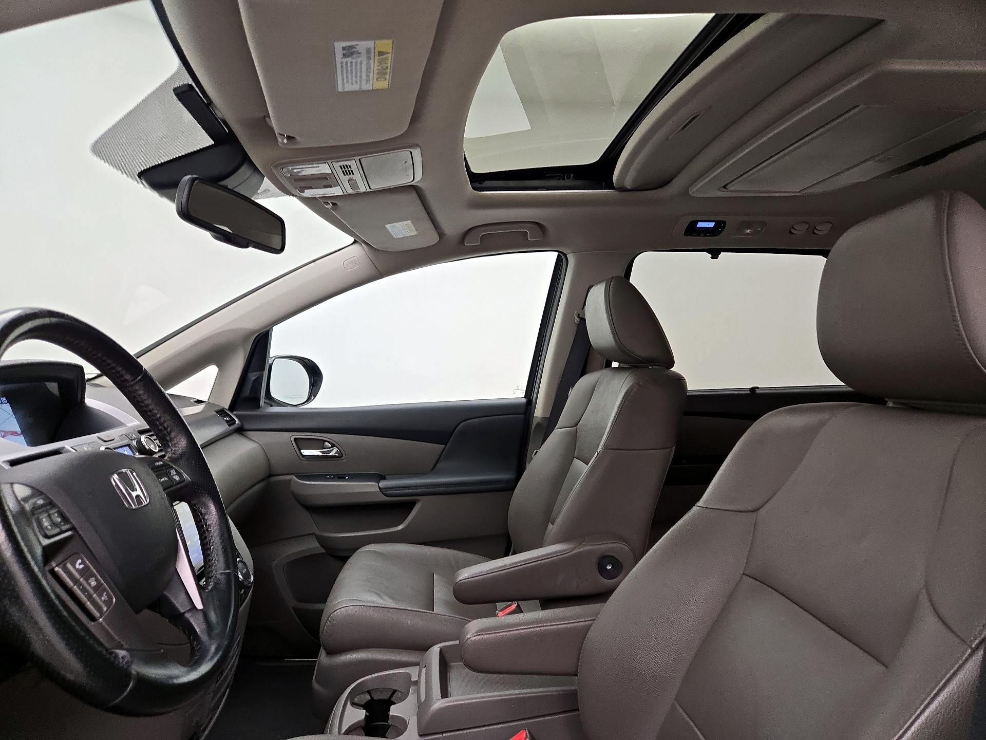 Thumbnail: 2014 Honda Odyssey - 20