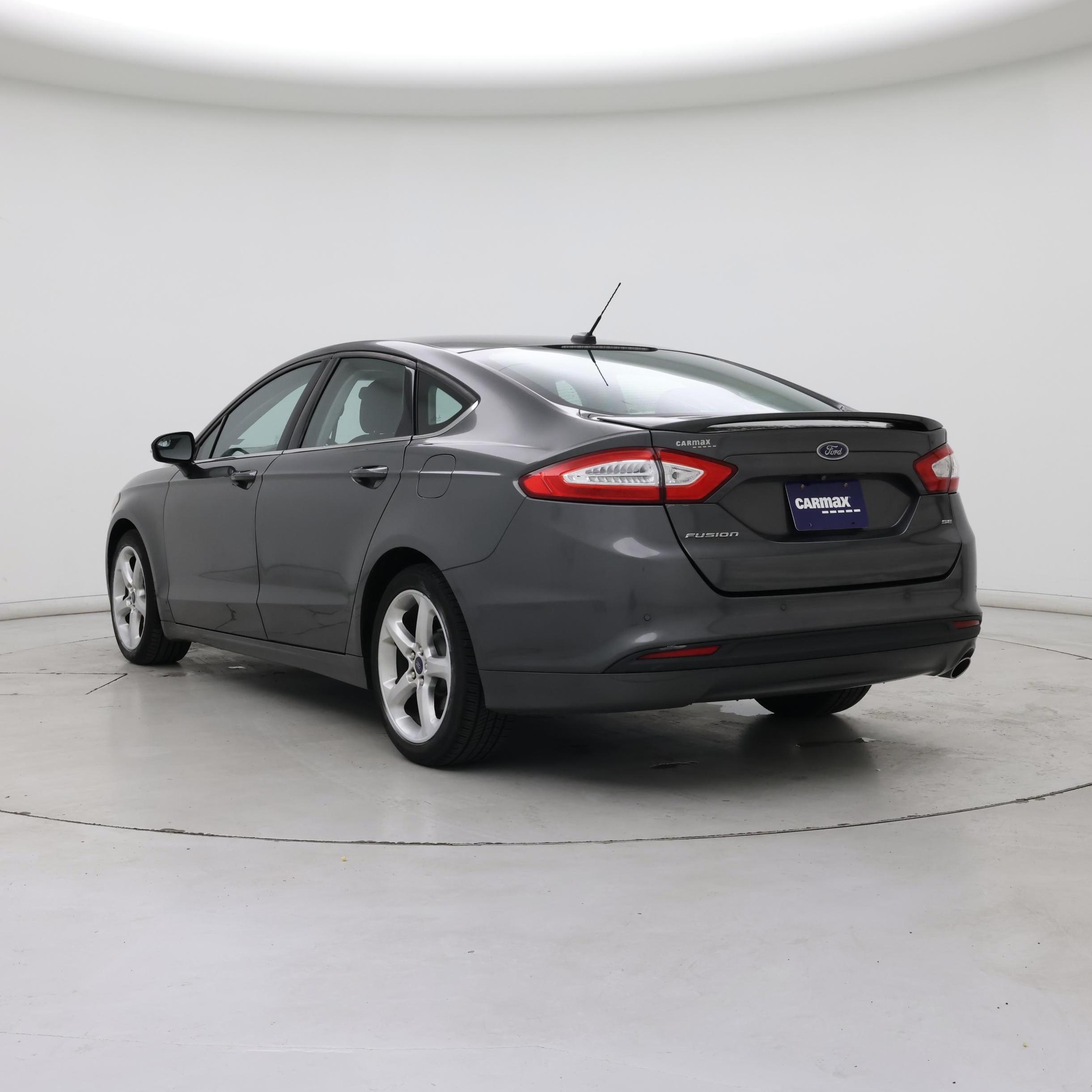 Thumbnail: 2016 Ford Fusion - 2