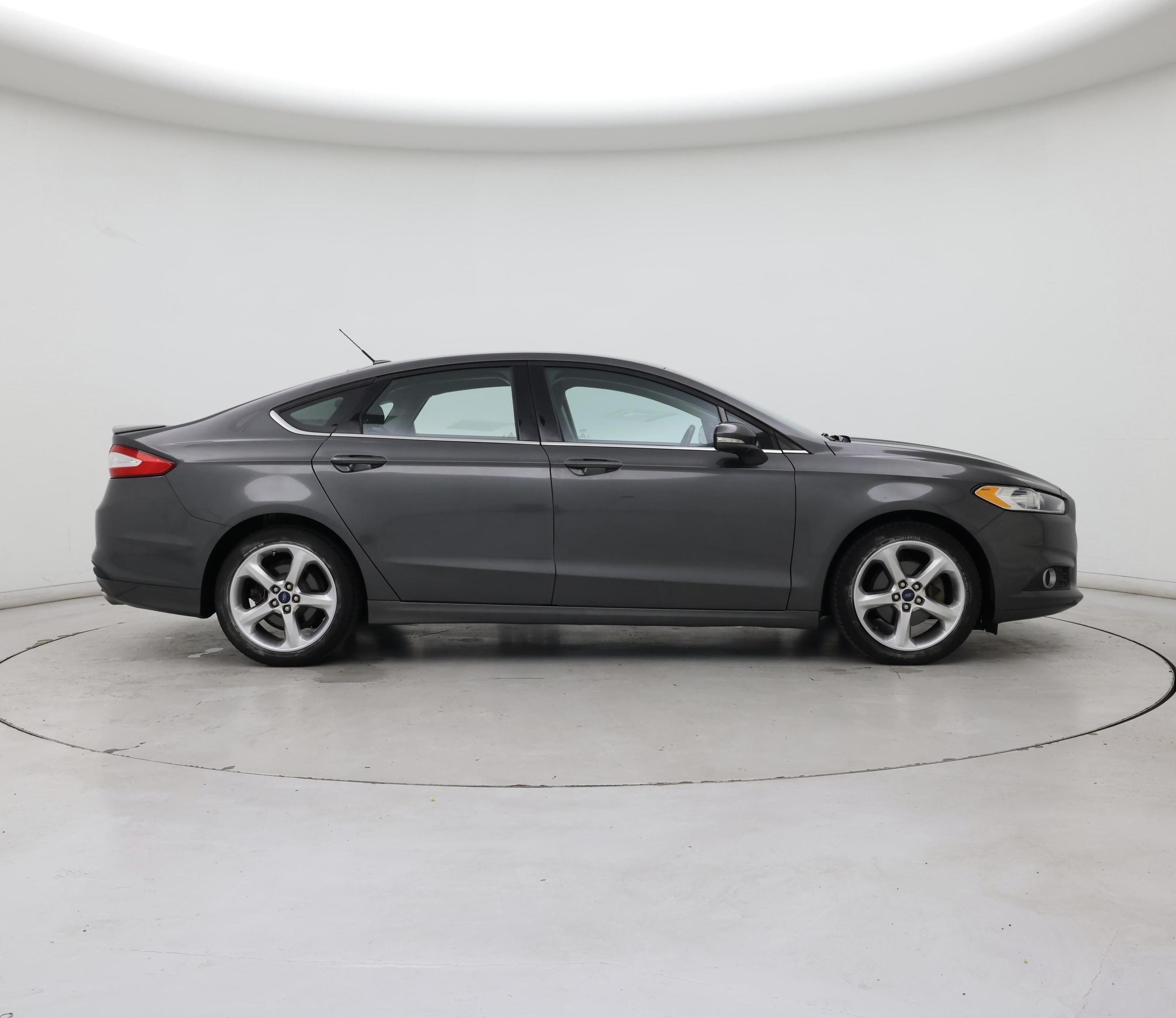 Thumbnail: 2016 Ford Fusion - 7