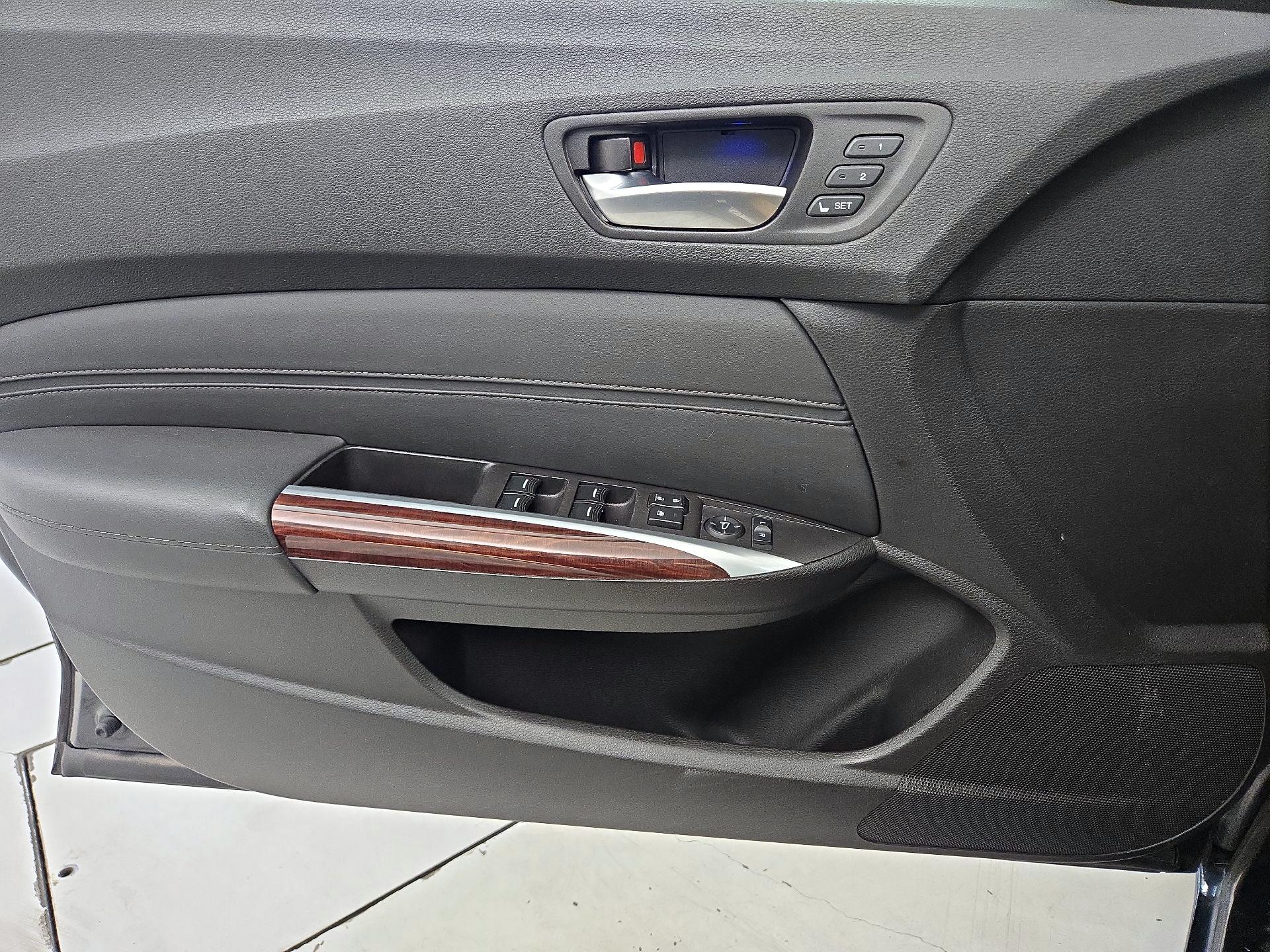 Thumbnail: 2016 Acura TLX - 12