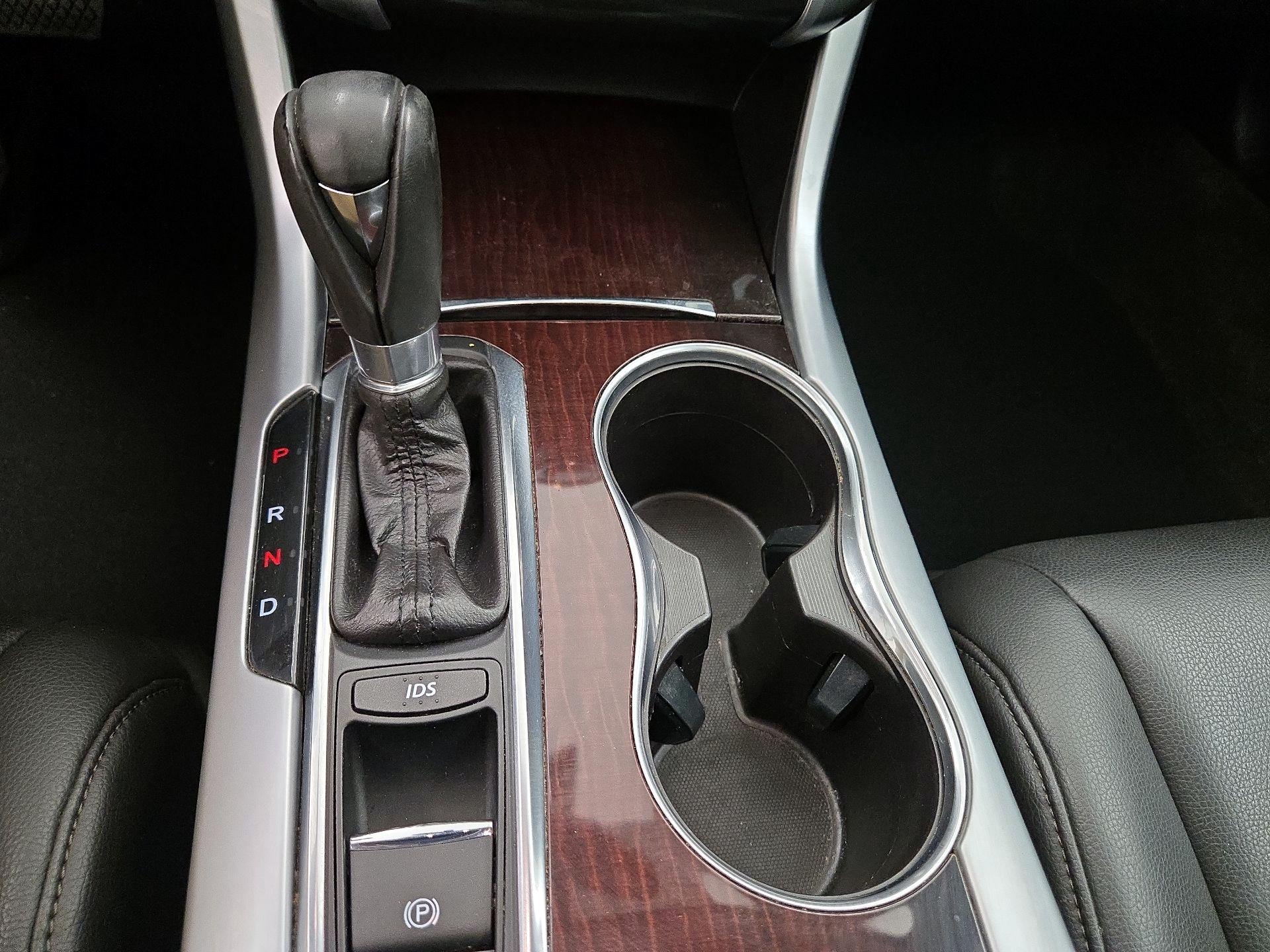 Thumbnail: 2016 Acura TLX - 17