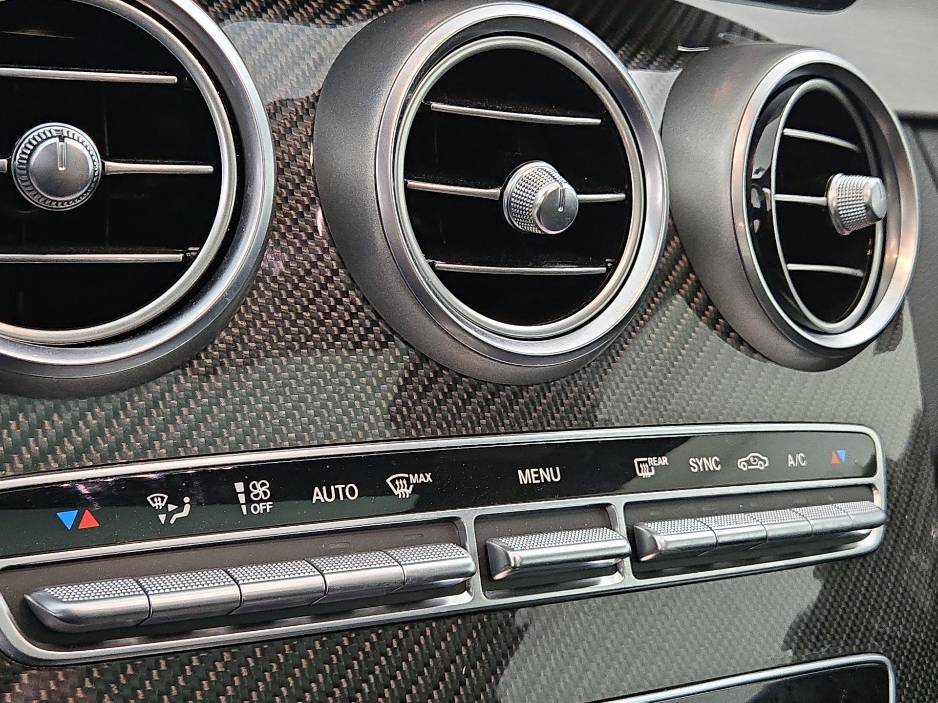 Thumbnail: 2019 Mercedes-Benz C-Class - 16