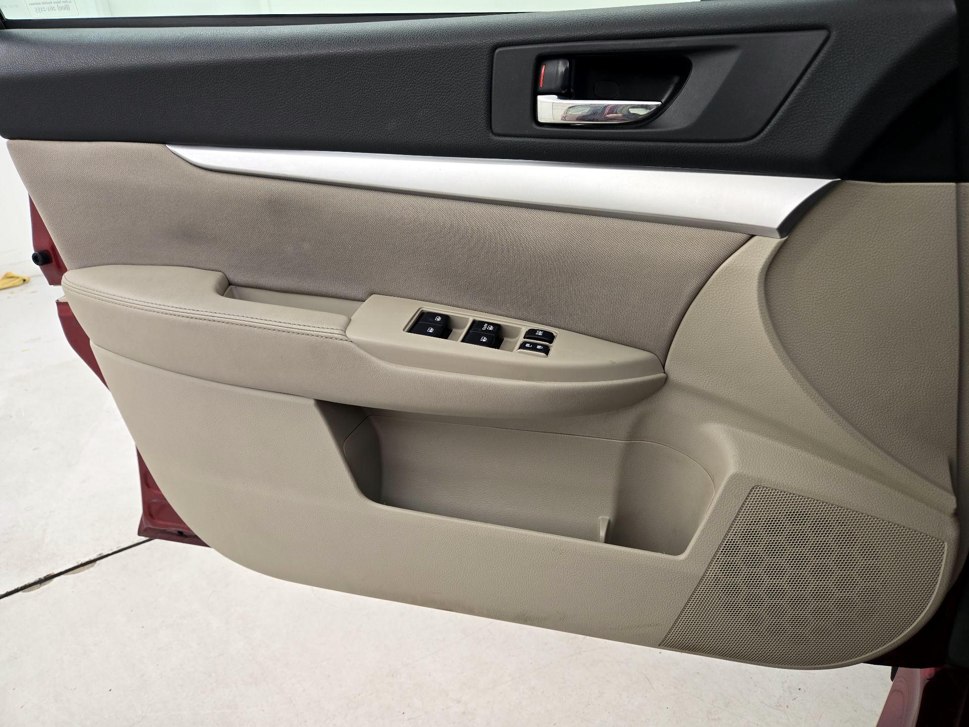 Thumbnail: 2014 Subaru Legacy - 12