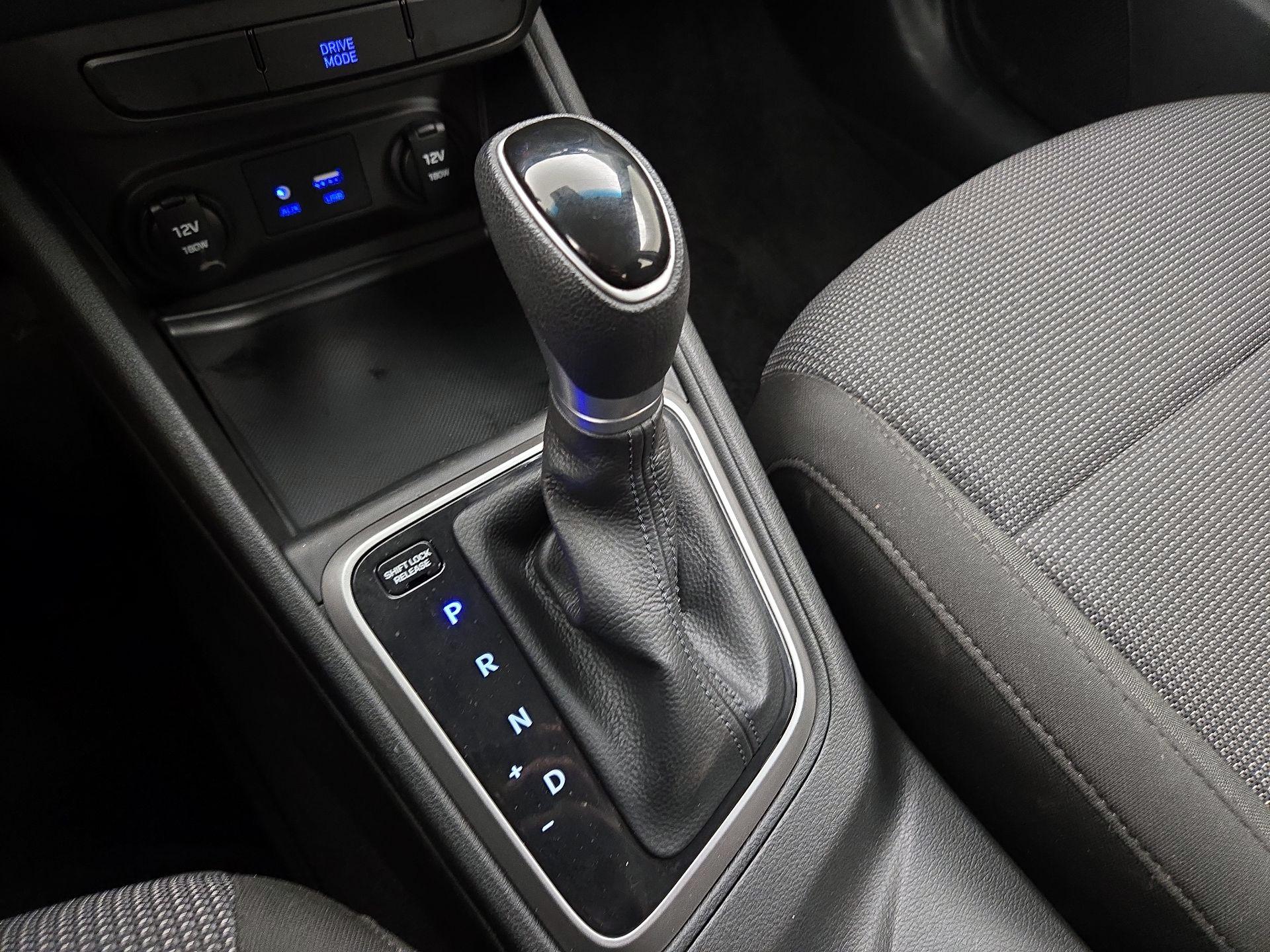 Thumbnail: 2022 Hyundai Accent - 17