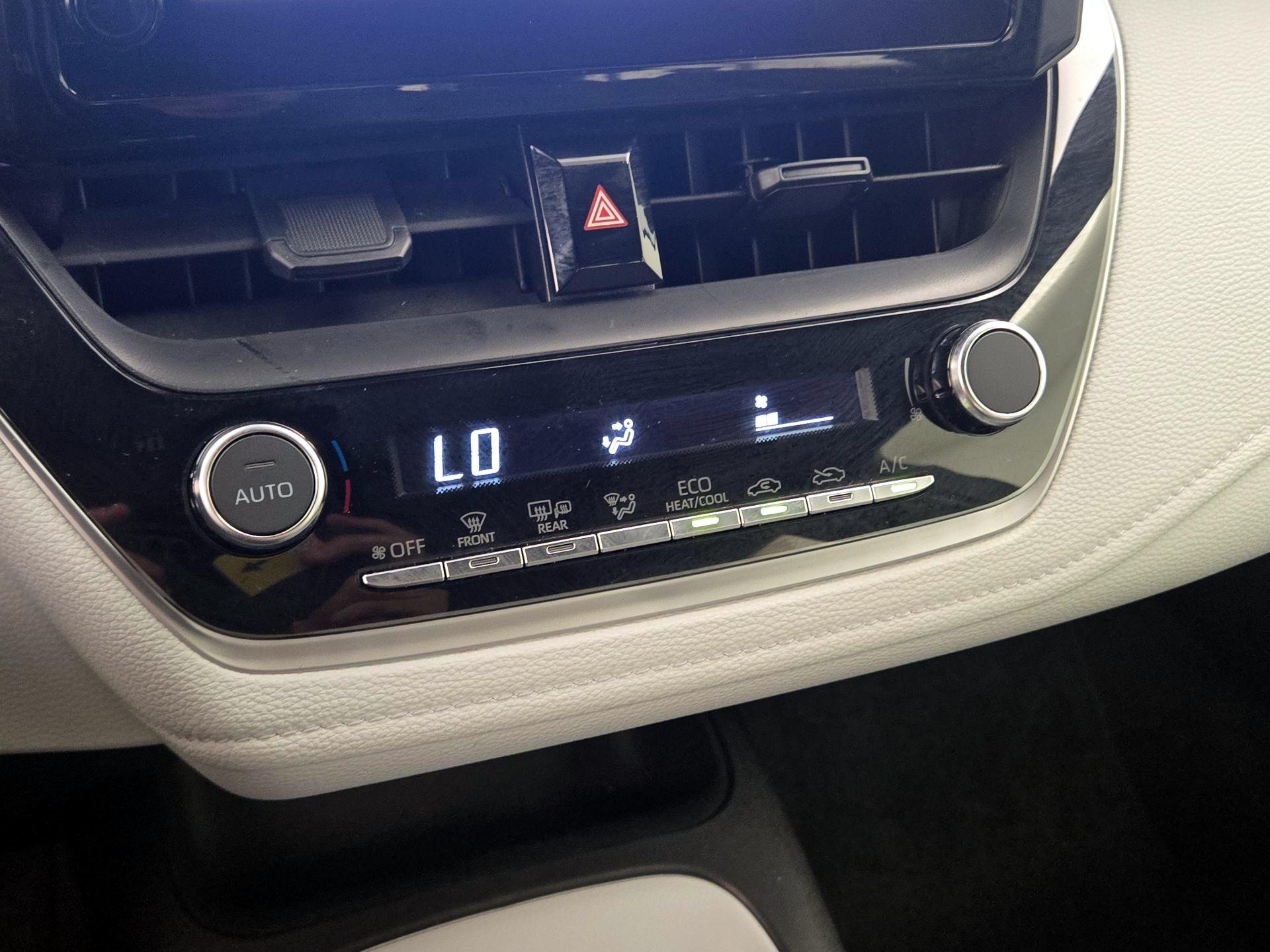 Thumbnail: 2025 Toyota Corolla - 16