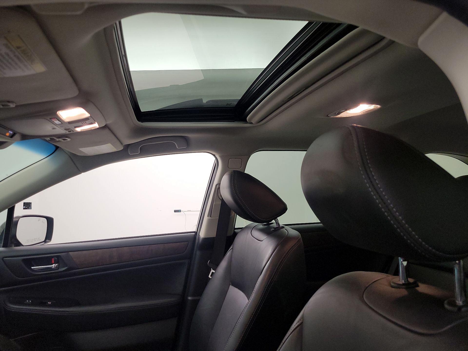 Thumbnail: 2017 Subaru Outback - 20