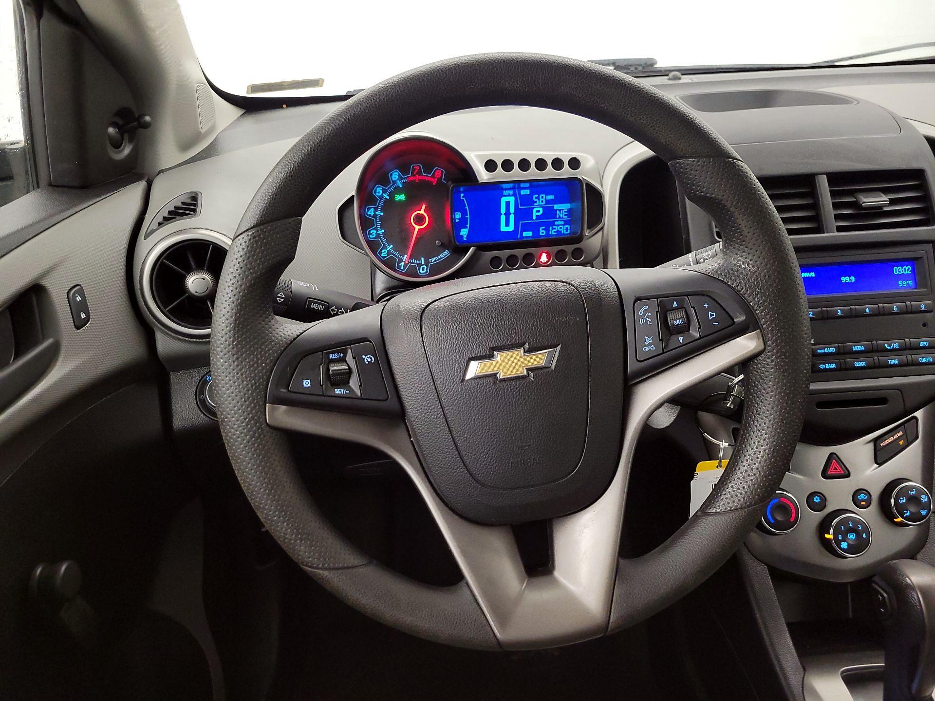 Thumbnail: 2016 Chevrolet Sonic - 10